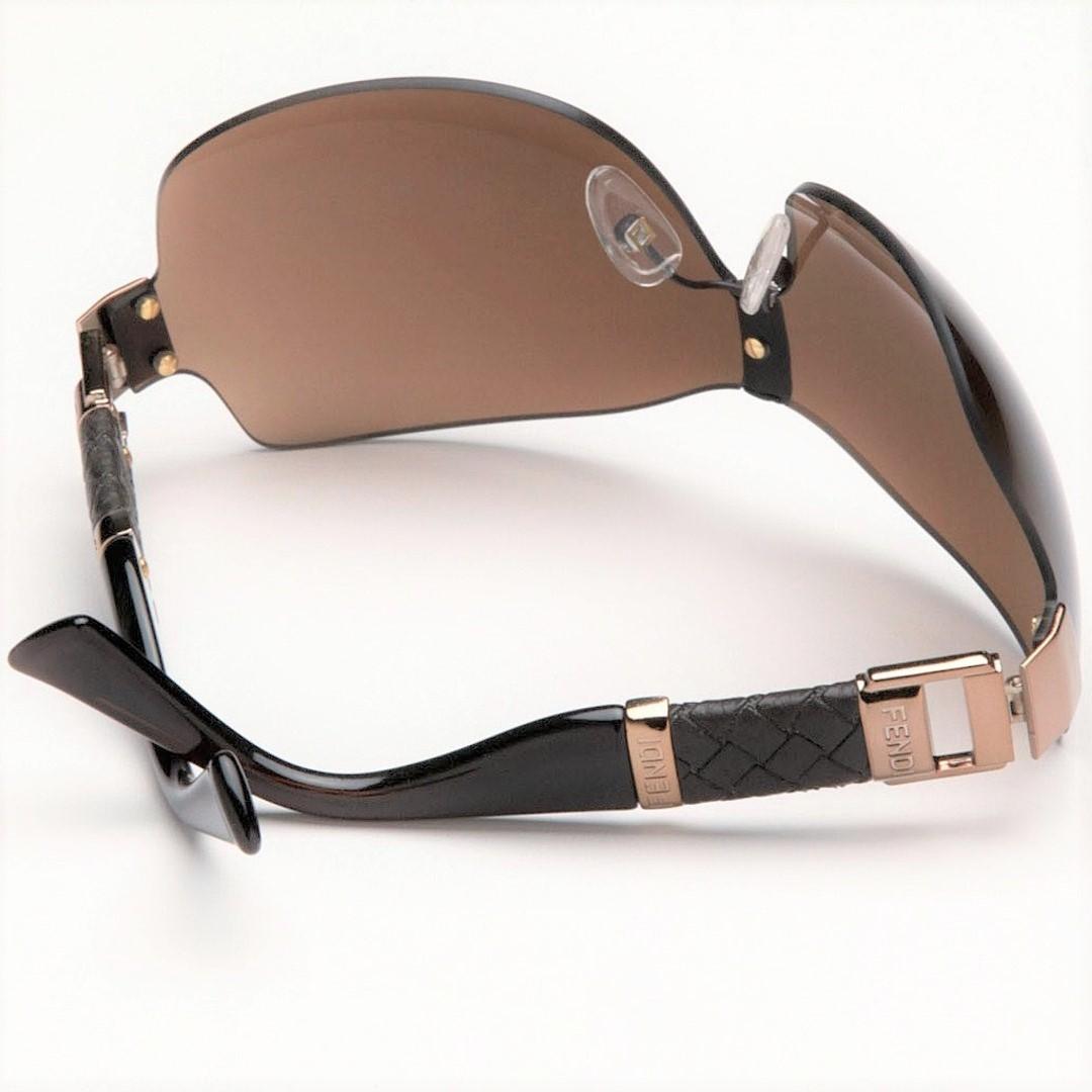 Women's New Fendi Gold Aviator Wrap Sunglasses with Case