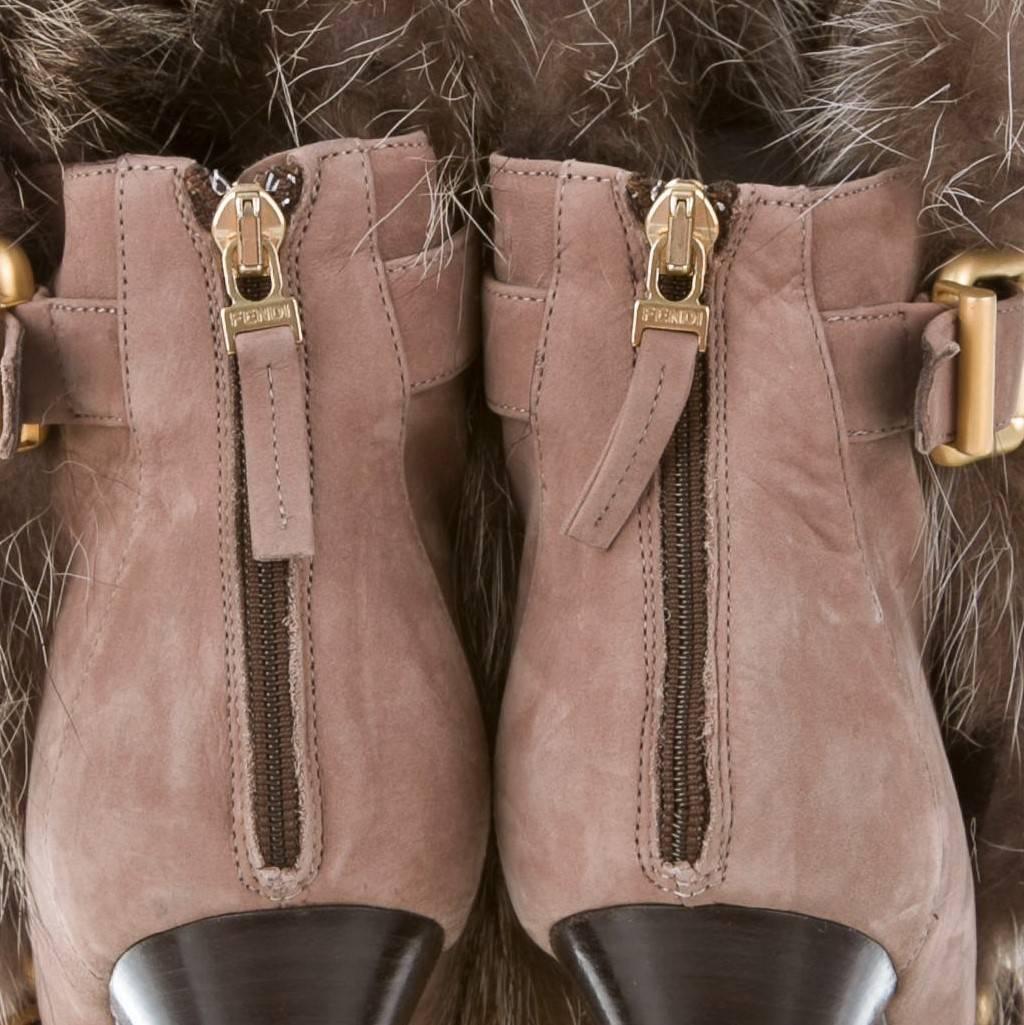 Nuovo Fendi Karl Lagerfeld for Fendi Pelliccia e Piattaforma Stivali Scamosciati Stivali Sz 39 5