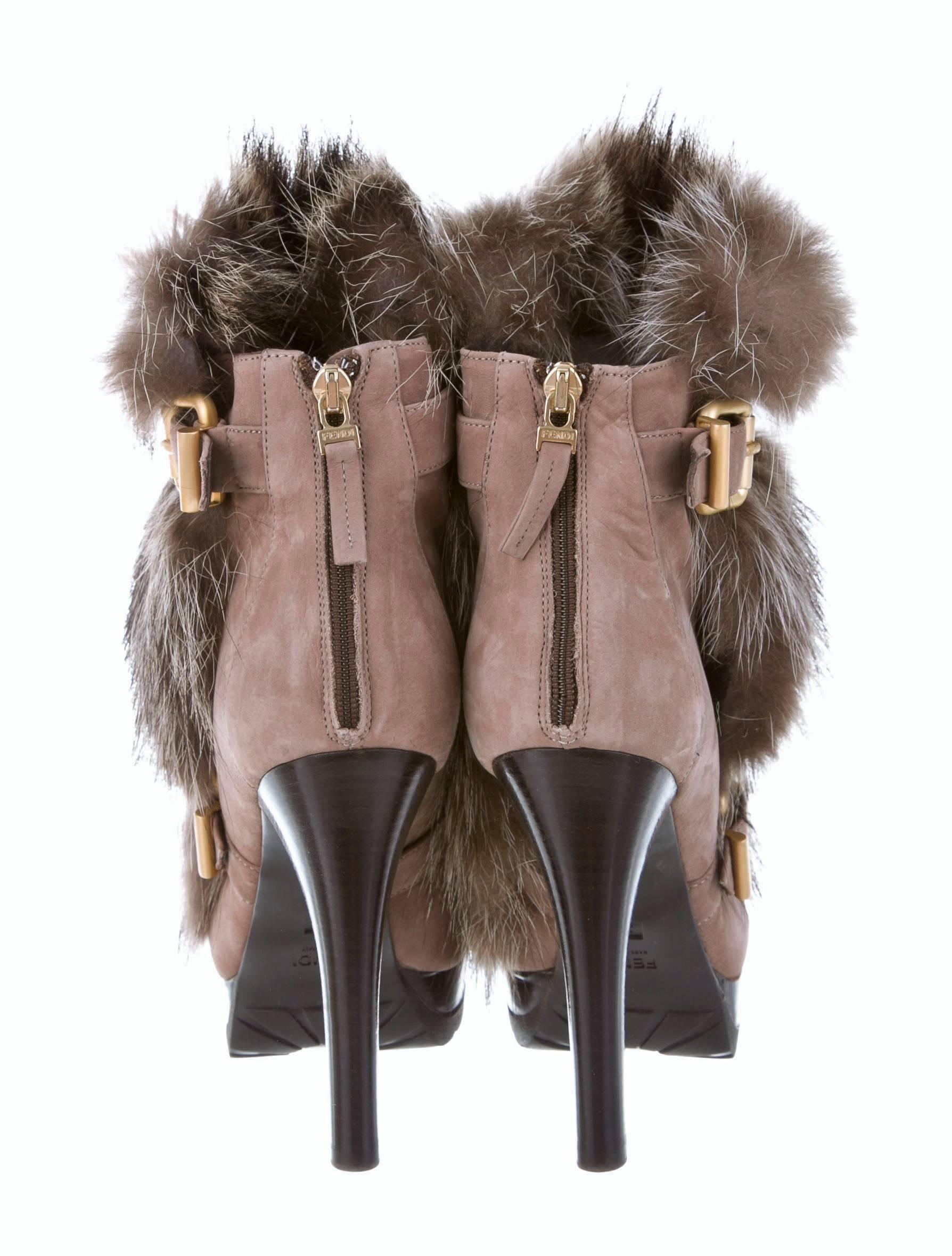 Nuovo Fendi Karl Lagerfeld for Fendi Pelliccia e Piattaforma Stivali Scamosciati Stivali Sz 39 1