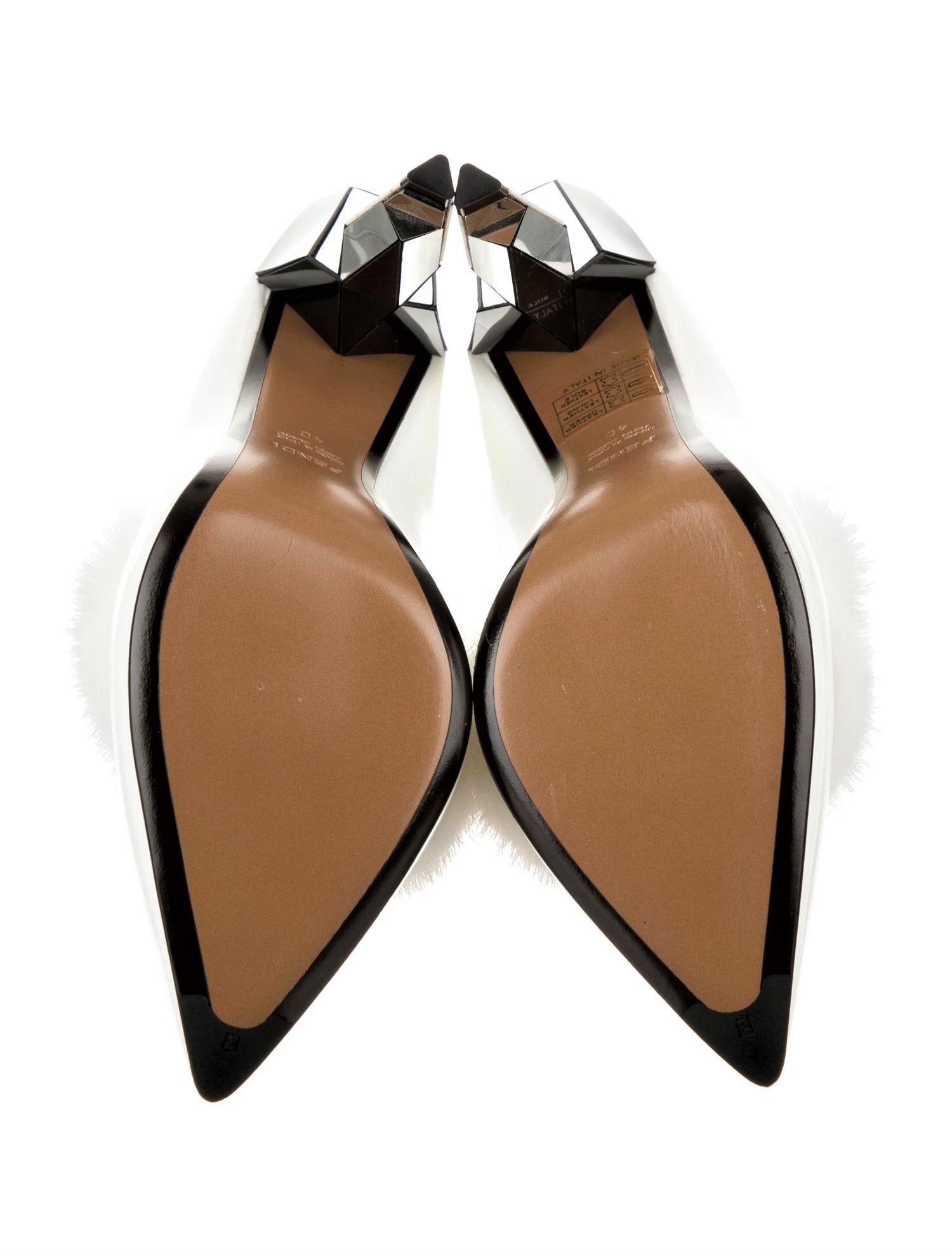 New Fendi Karl Lagerfeld Rare Runway Art Deco Leather Fox Fur Booties Pump Sz 40 14