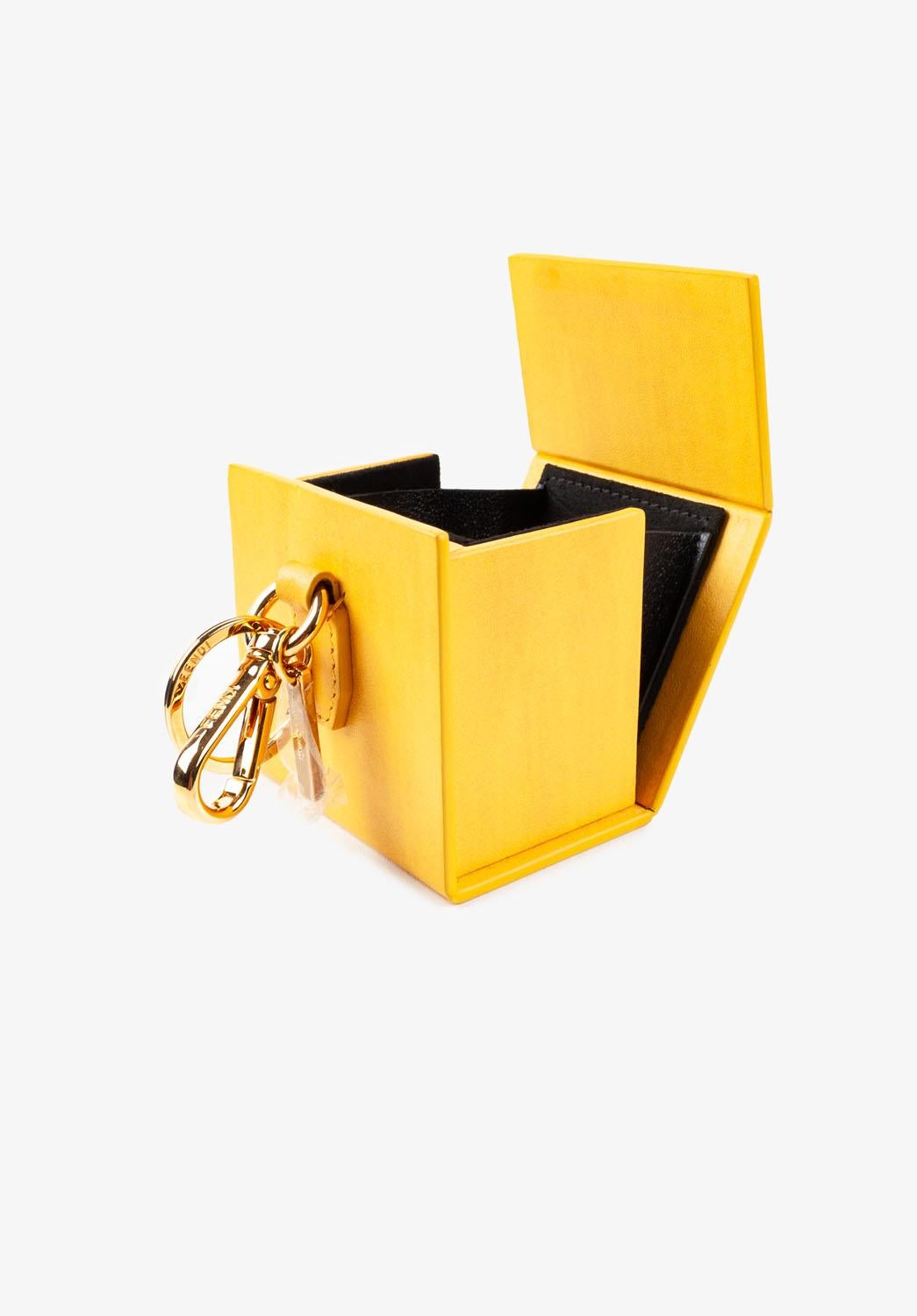 New Fendi Leather Box Key Chain Women Bag, One Size, S1158 In New Condition For Sale In Kaunas, LT