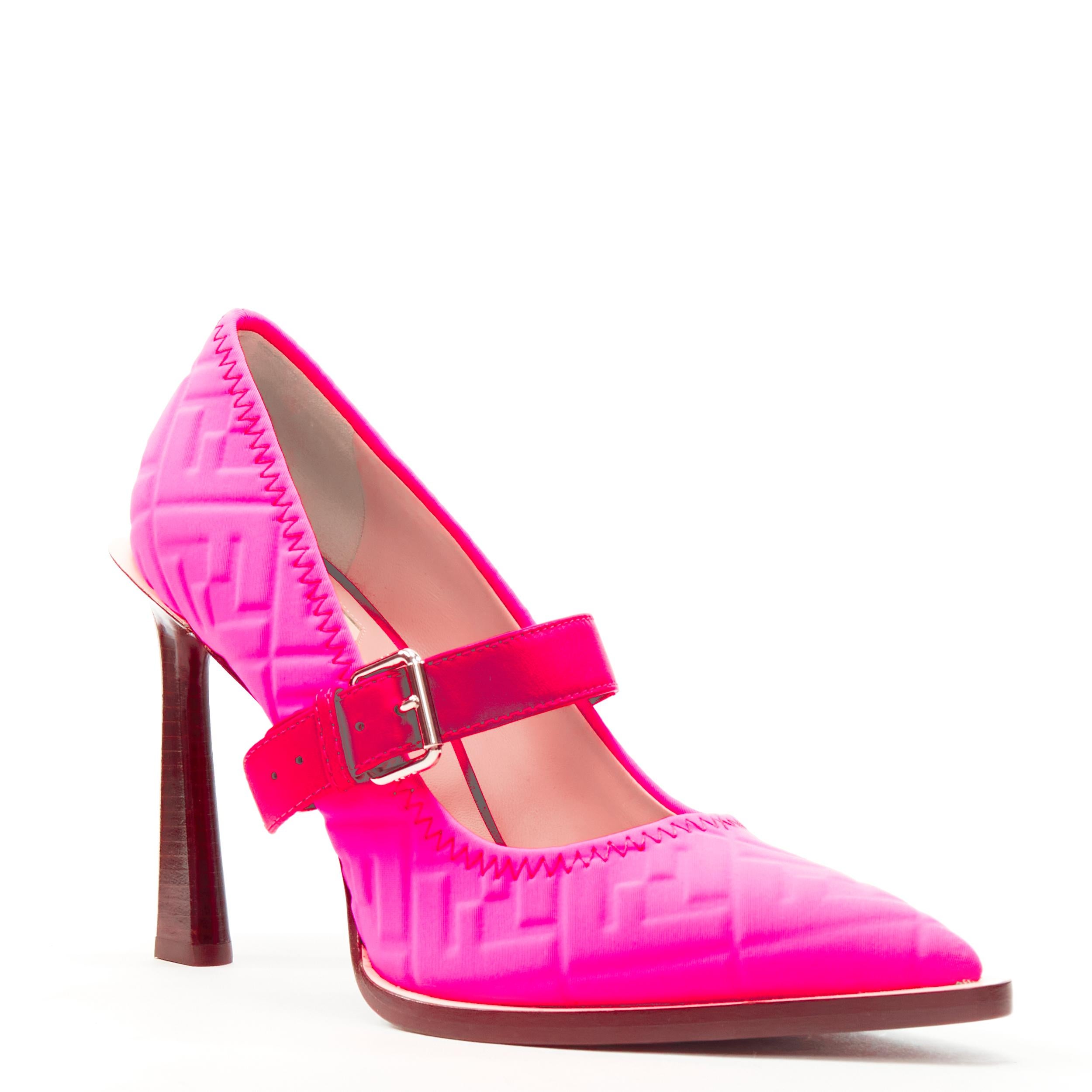 new FENDI Nicki Minaj Prints On neon pink FF Zucca neoprene buckle pump EU39 
Reference: TGAS/C00746 
Brand: Fendi 
Model: 8I6992 A953 F0G0P 
Collection: Nicki Minaj Prints On Runway 
Material: Neoprene 
Color: Pink 
Pattern: Solid 
Closure: Buckle