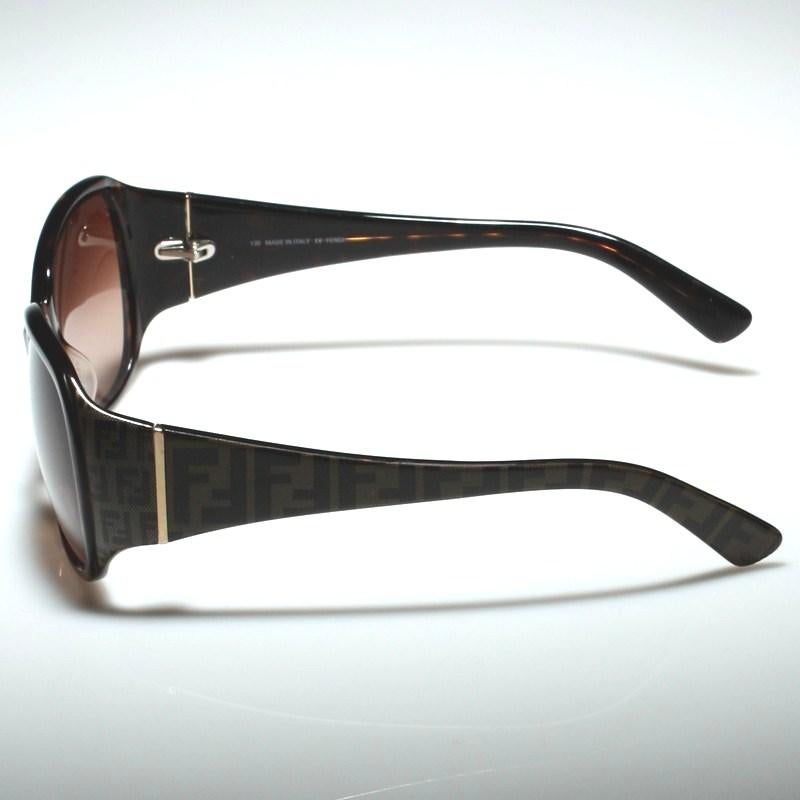 New Fendi Tortoise with FF Sides Sunglasses With Case In New Condition In Leesburg, VA