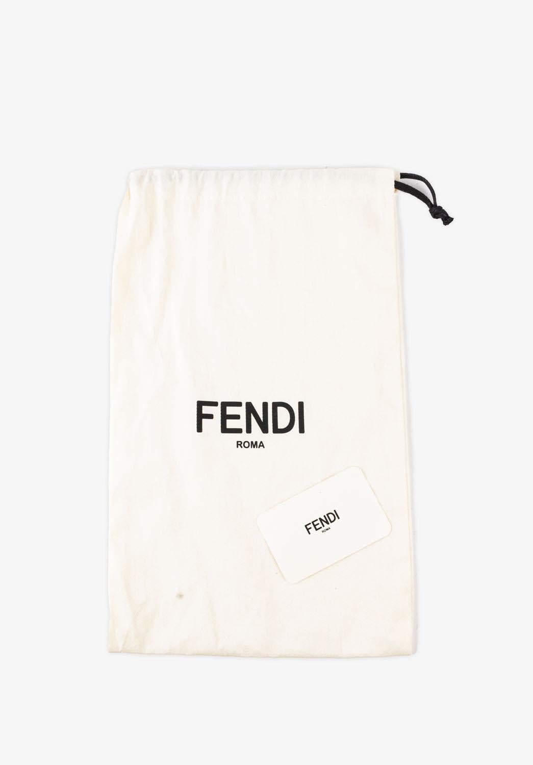 New Fendi x Sarah Coleman Women Key Chain Lether Charm Bag, one size, S1162 For Sale 2