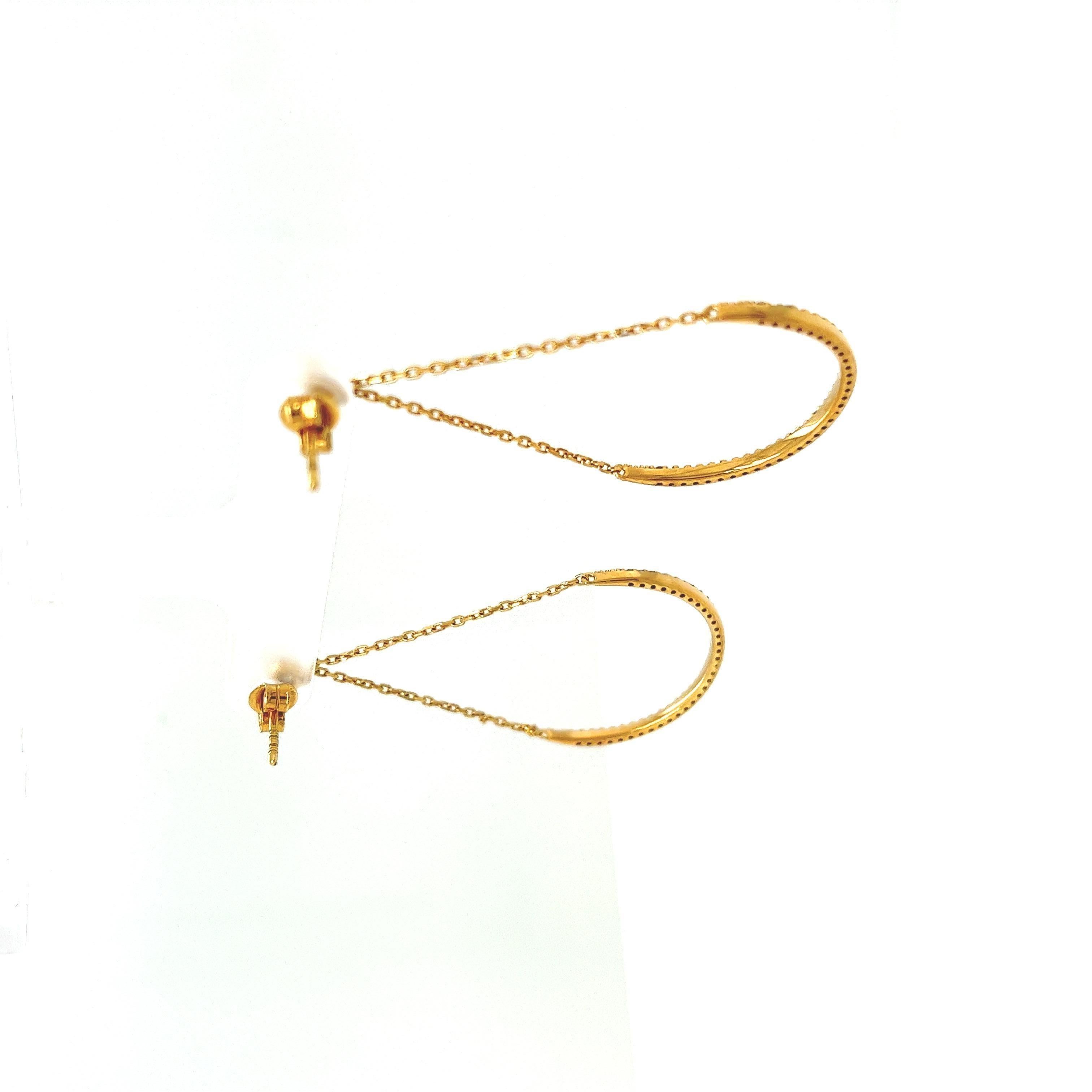 New Fine Quality Drops Earrings Set with 0.60ct of Diamonds in 18ct Yellow Gold In New Condition For Sale In London, GB