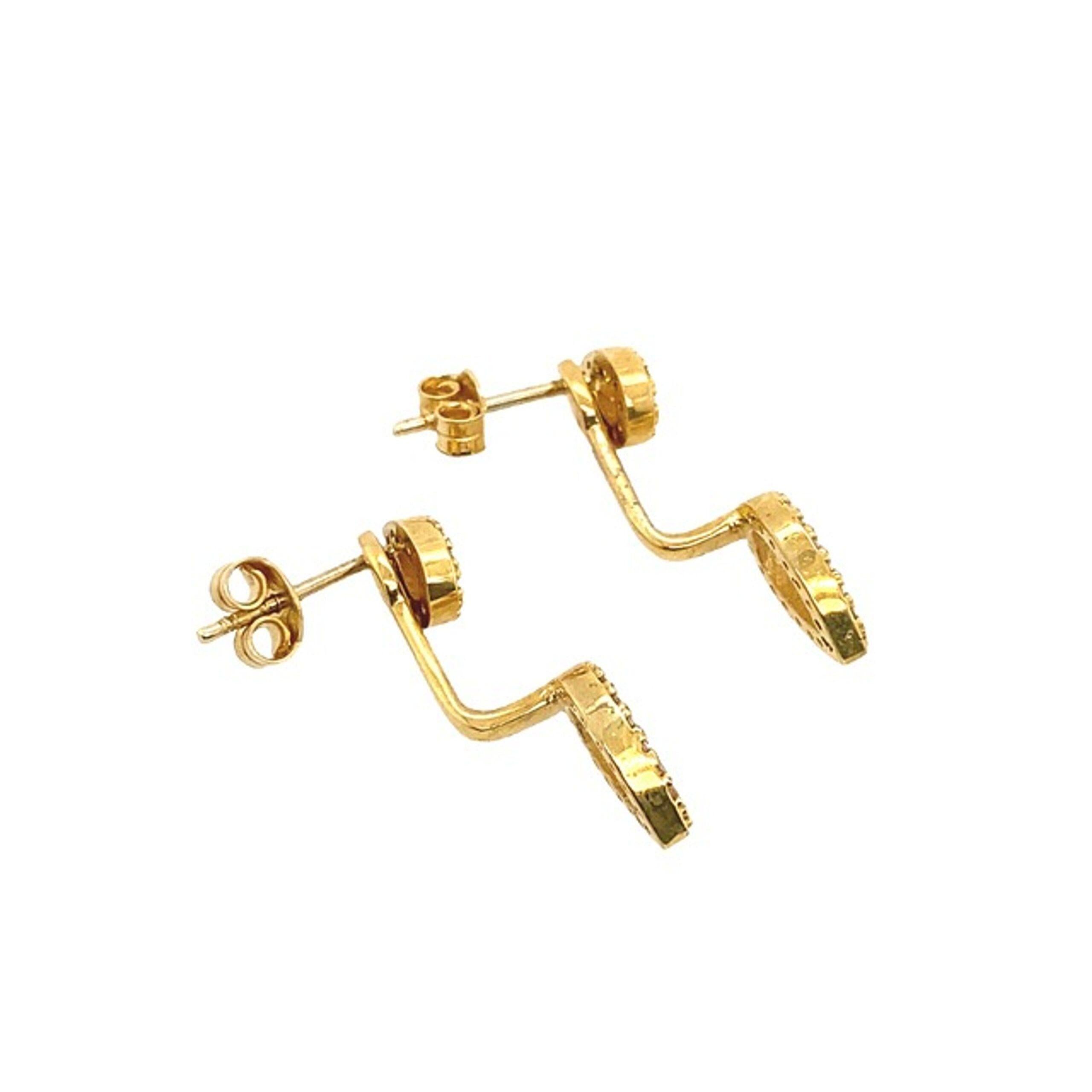 New Fine Quality Drops & Studs Earrings Set with Diamonds in 18ct Yellow Gold

This beautiful pair of earrings is made of 18ctYellow Gold. It is set with 0.50ct of round brilliant cut Diamonds. They are elegant and timeless, the perfect gift for any