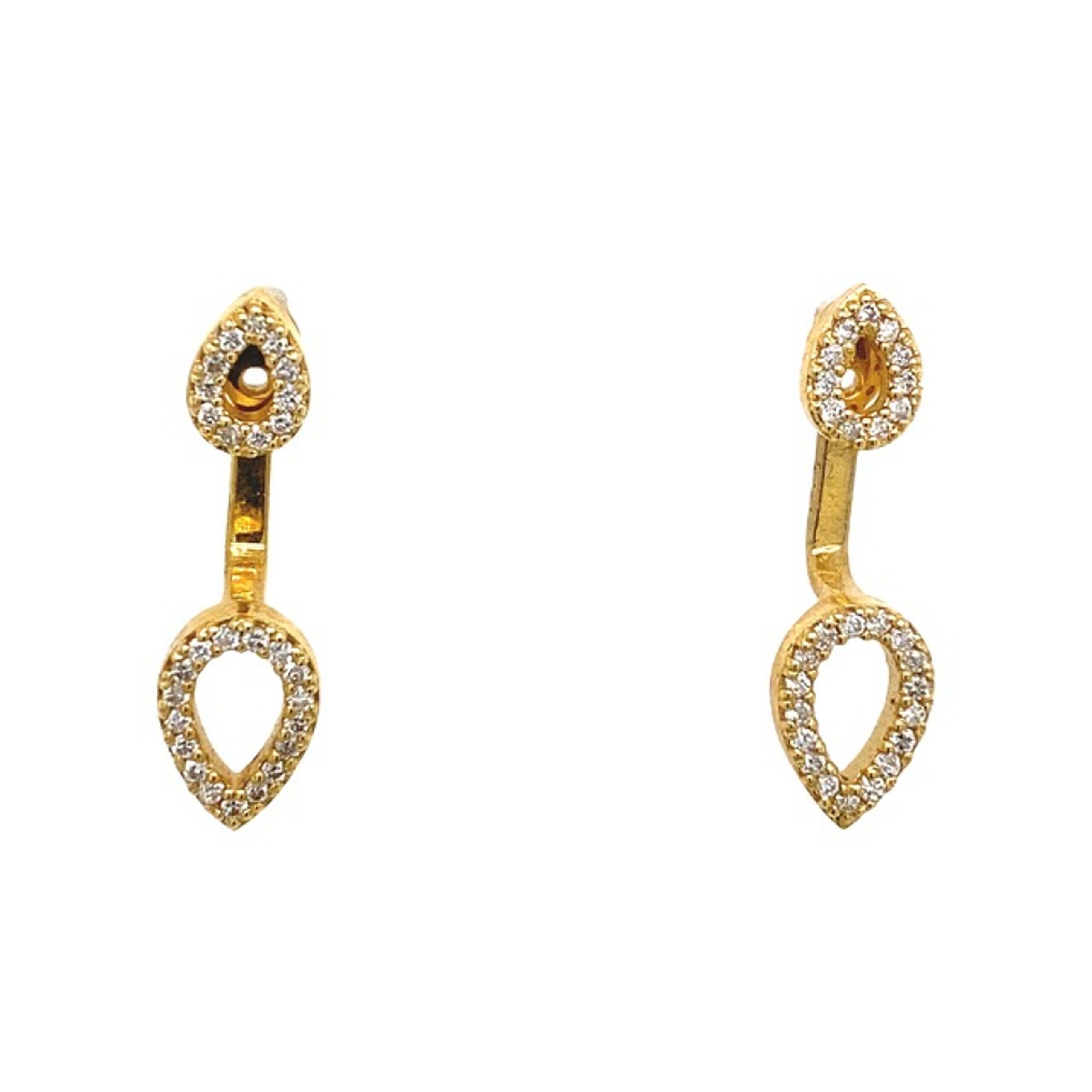New Fine Quality Drops & Studs Earrings Set with Diamonds in 18ct Yellow Gold For Sale