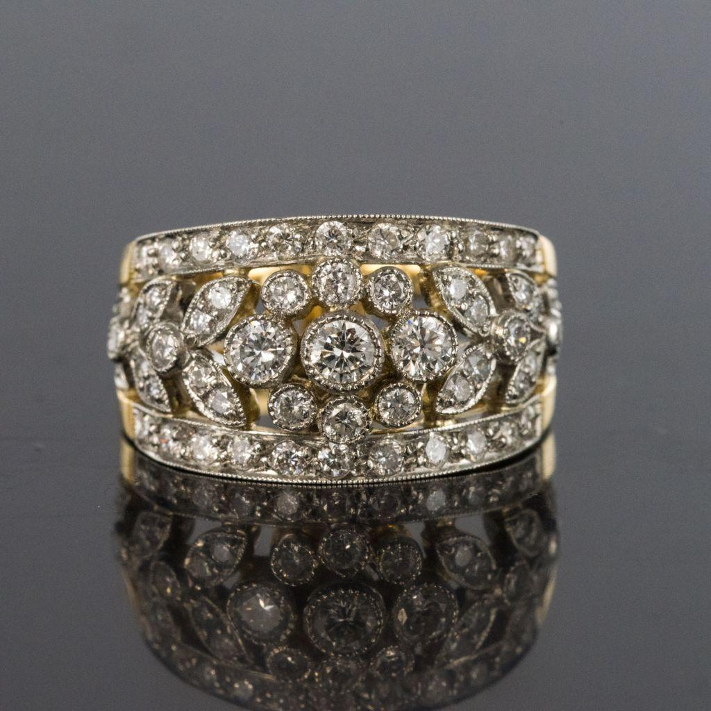 French Floral Motif Diamond Gold Band Ring 8