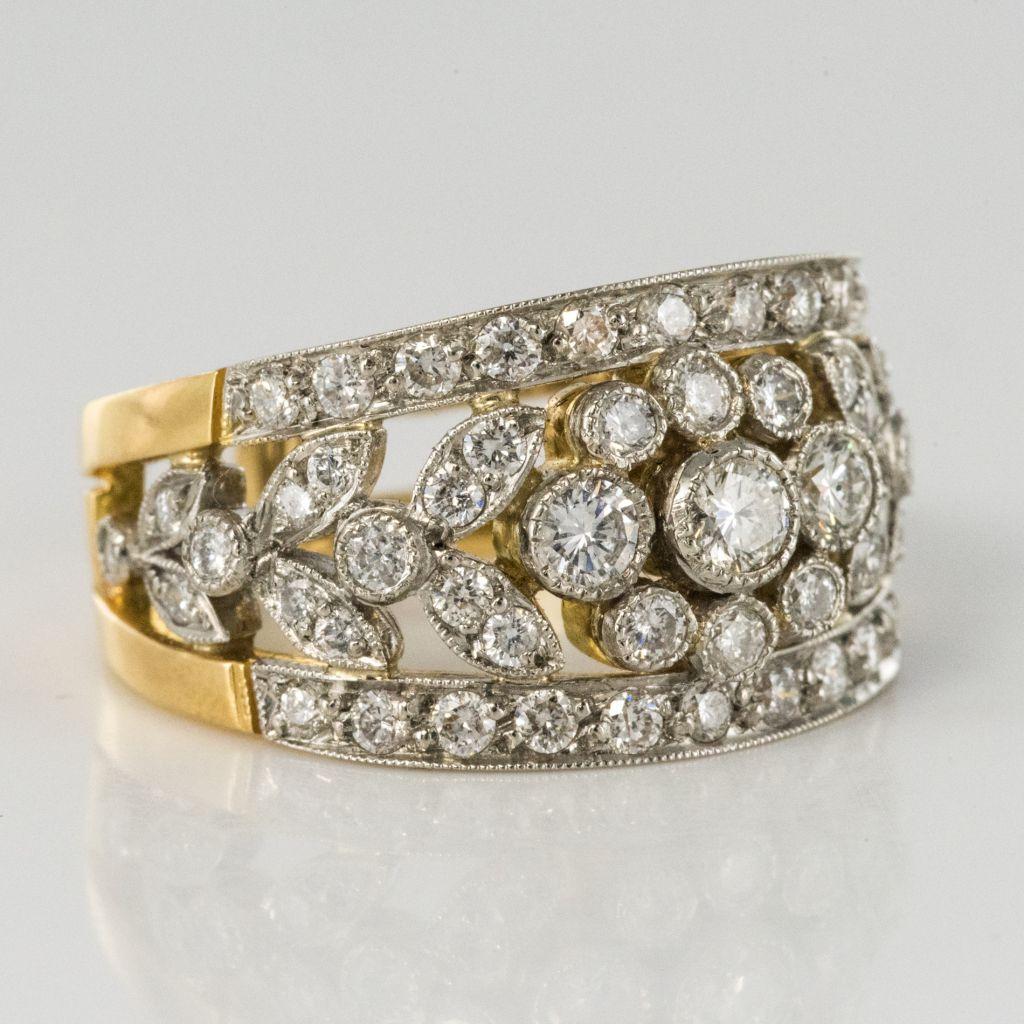 French Floral Motif Diamond Gold Band Ring 5
