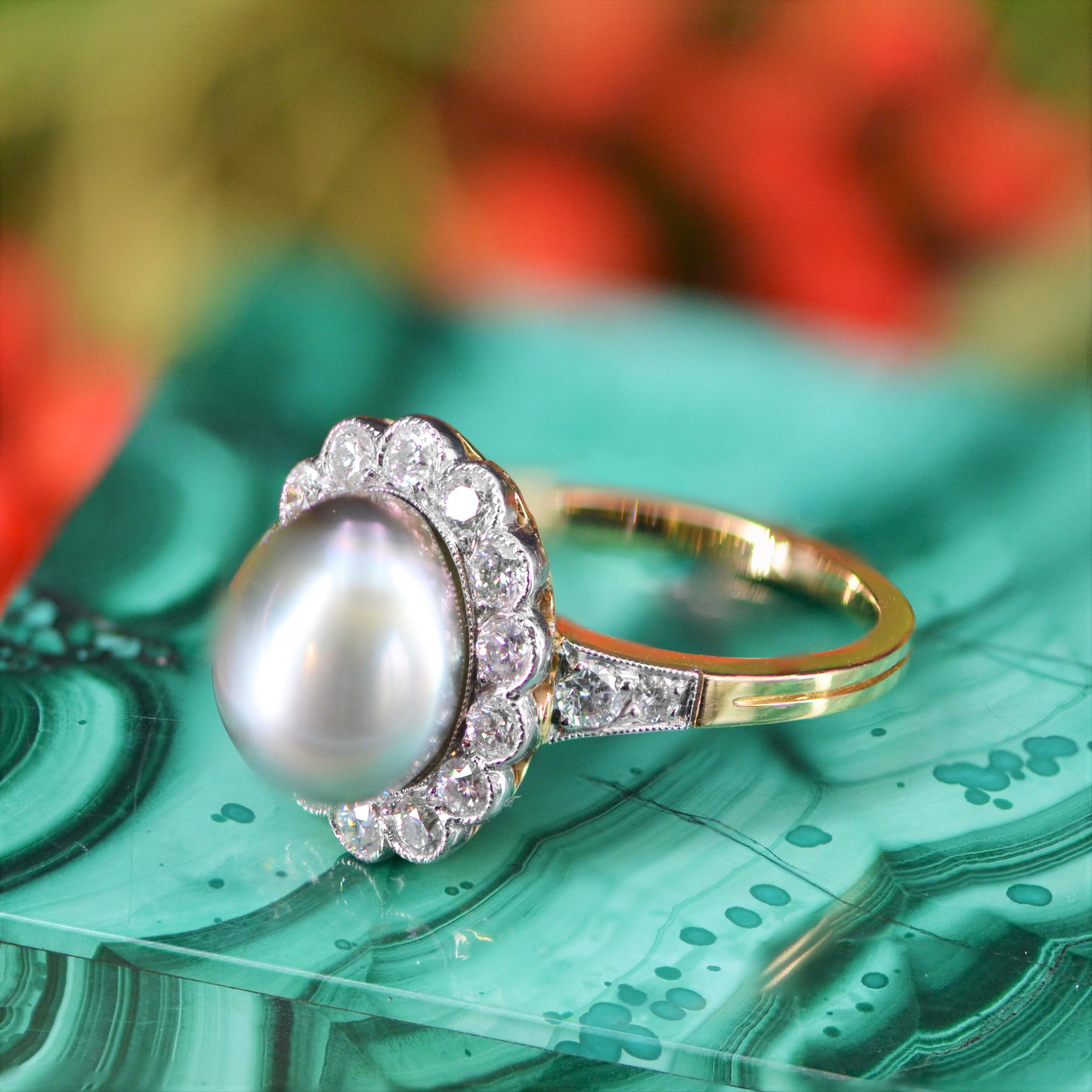 New French Natural Tahitian Pearl Diamond 18 Karat Yellow Gold Platinum Ring For Sale 4