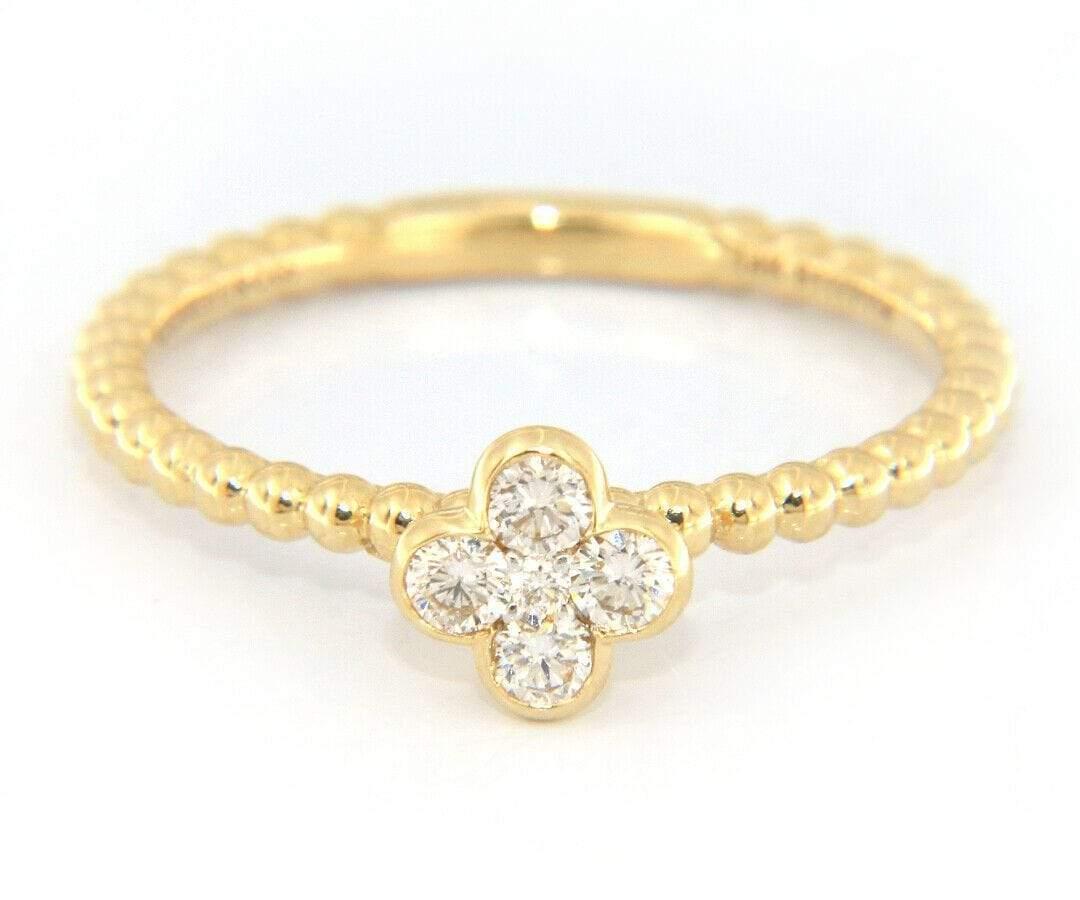 New Gabriel & Co. 0.18ctw Diamond Cluster Clover Bujukan Bead Ring in 14K For Sale 1