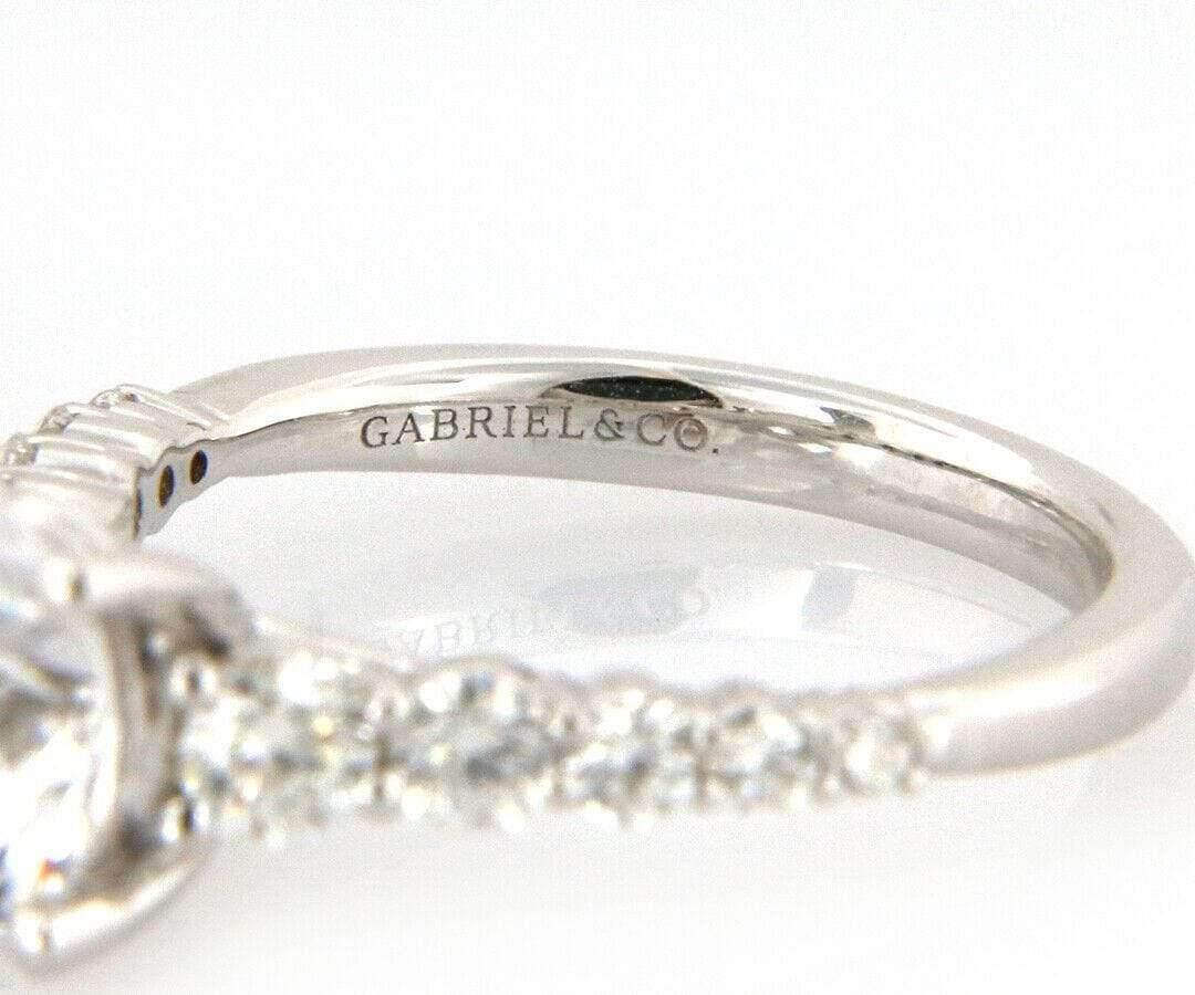 New Gabriel & Co. 0.72ctw Graduated Diamond Straight Semi Mount Ring in 14K Gold In New Condition For Sale In Vienna, VA