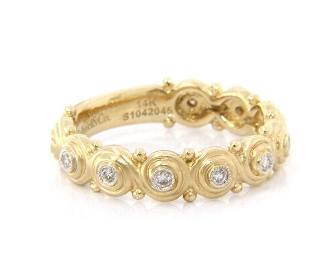 New Gabriel & Co. Diamond Matte Swirl Band Ring in 14K

Gabriel & Co. Diamond Matte Swirl Band Ring
14K Yellow Gold
Diamonds Carat Weight: Approx. 0.12ctw
Clarity: SI2
Color: G - H
Band Width: Approx. 4.50 MM
Ring Size: 6.25 (US)
Weight: Approx.