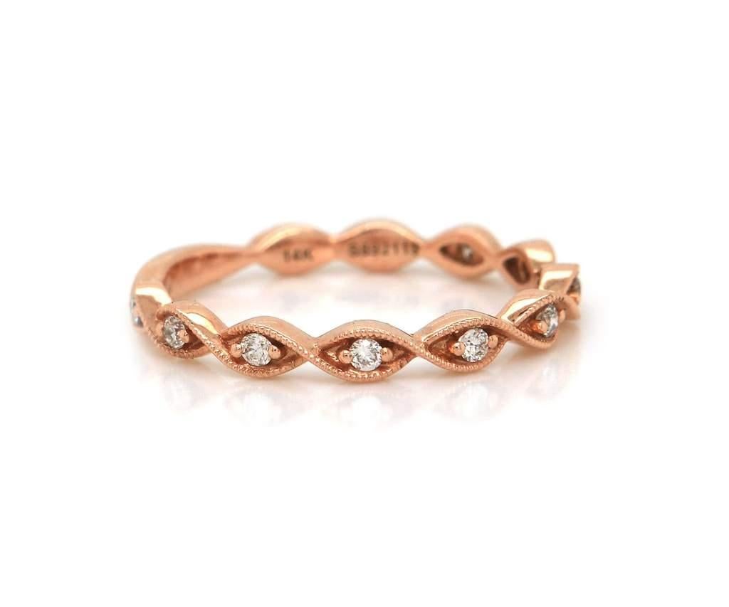 New Gabriel & Co. Diamond Twist Milgrain Band Ring in 14K Rose Gold In New Condition For Sale In Vienna, VA