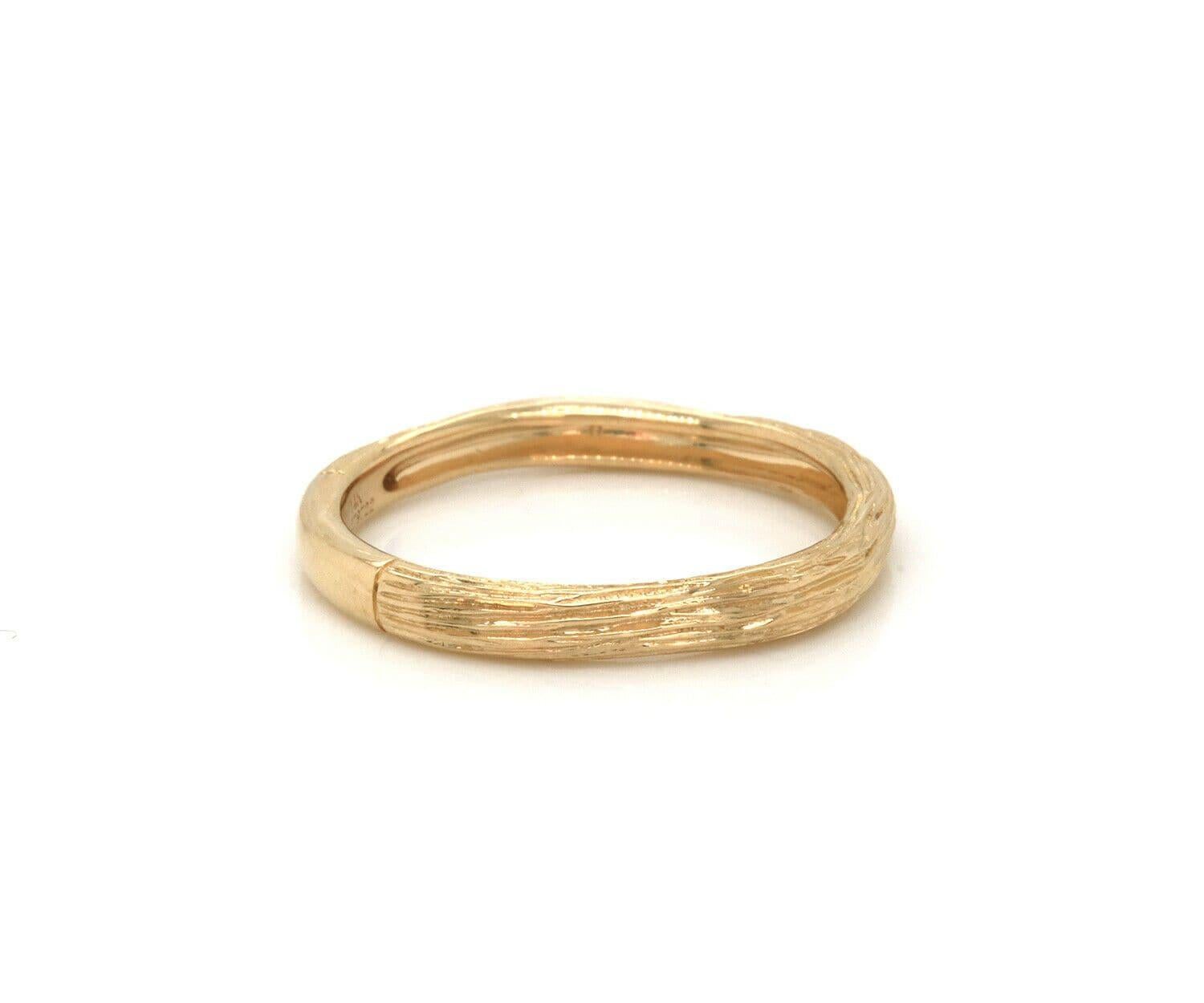Round Cut New Gabriel & Co. Textured Band Ring in 14K Yellow Gold For Sale