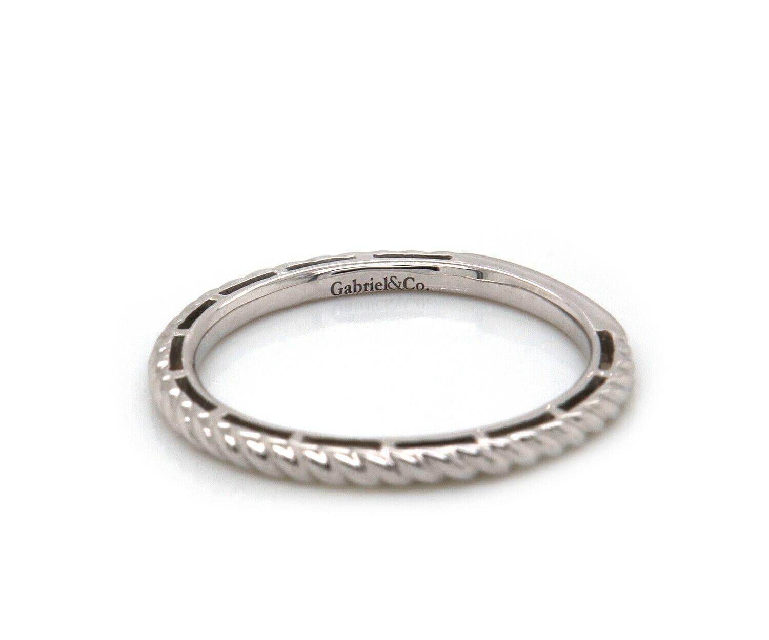 New Gabriel & Co. Twisted Rope Stackable Band Ring in 14K White Gold In New Condition For Sale In Vienna, VA