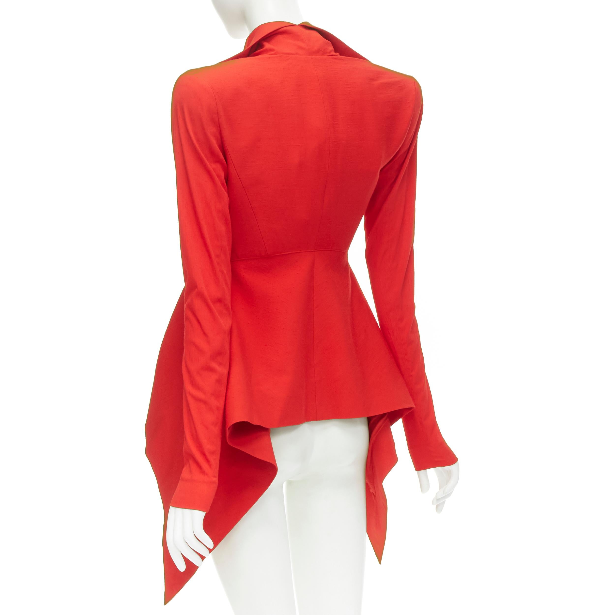 new GARTEH PUGH red shoulder padded draped hem belted jacket IT38 XS In New Condition For Sale In Hong Kong, NT