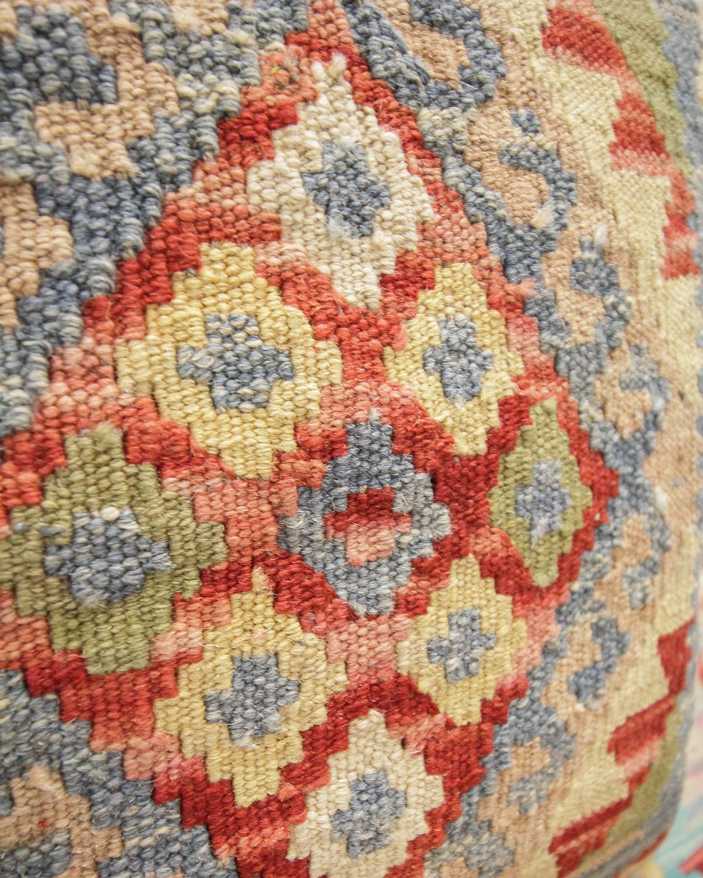 New Geometric Kilim Cushion Cover Handwoven Oriental Scatter Cushion In New Condition For Sale In Hampshire, GB