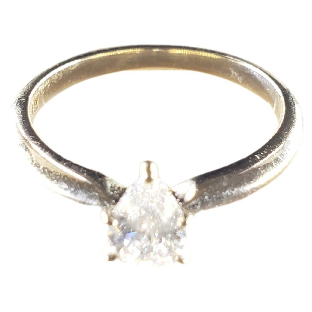 Taglio a goccia NUOVO Anello di fidanzamento con diamante a pera naturale da 0,55 carati GIA CERT D/VS2 in oro 14k in vendita