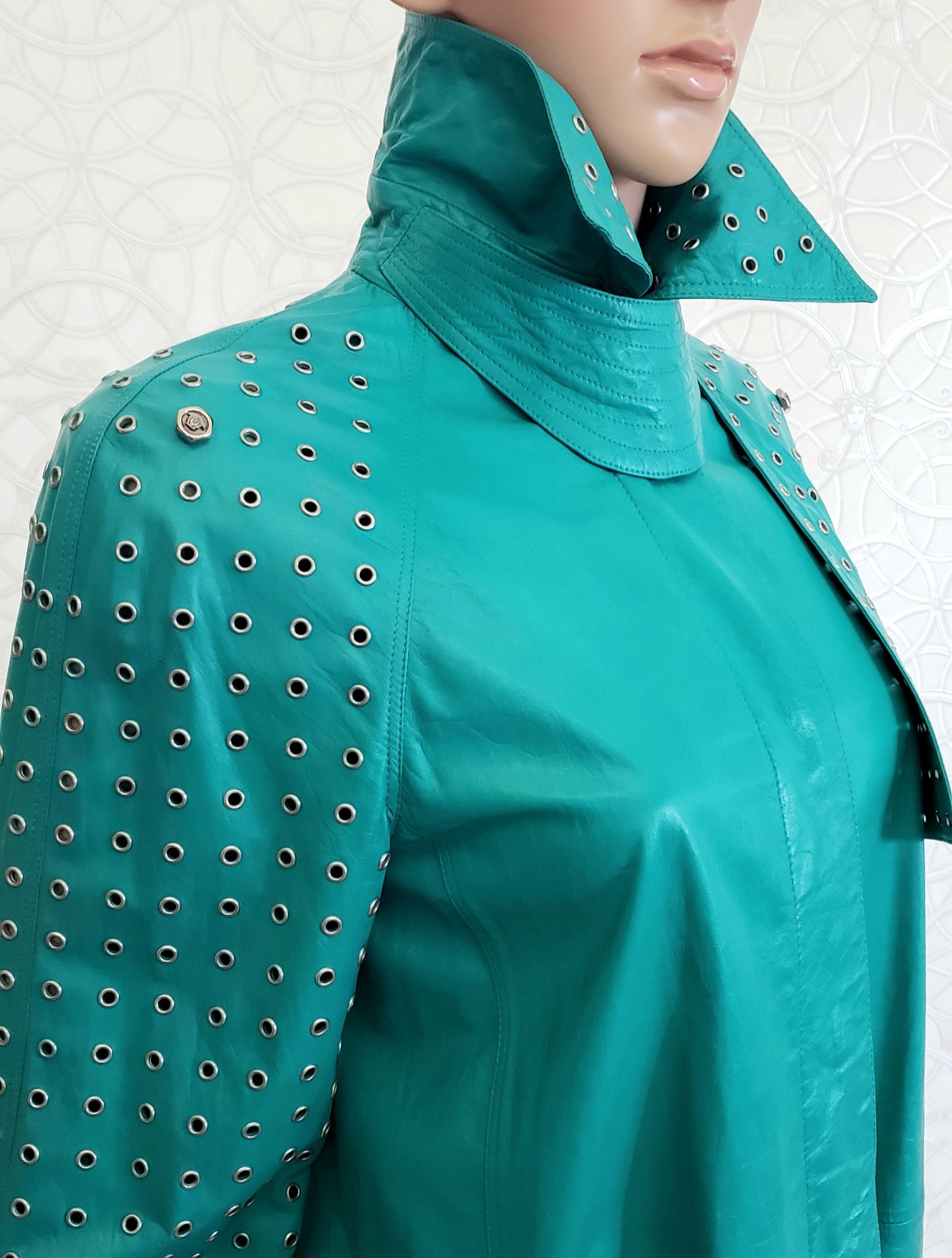 NEW GIANNI VERSACE EMERALD GREEN LEATHER JACKET with RIVETS Sz IT 40 - US 4/6 For Sale 8