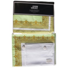 Vintage New Gianni Versace Home Collection Medusa Green White Table Cloth 10 pc Set 