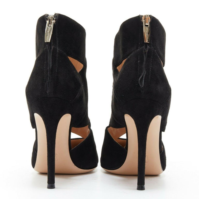 gianvito rossi pointed toe bootie
