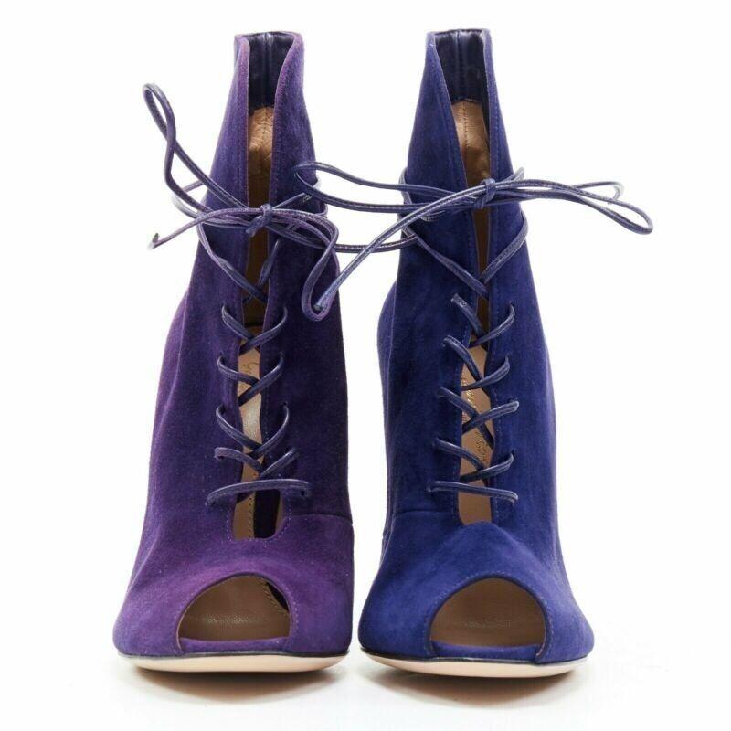 New GIANVITO ROSSI purple suede lace up peep toe deep V vamp heel bootie EU36
Reference: TGAS/A03200
Brand: Gianvito Rossi
Material: Suede
Color: Purple
Pattern: Solid
Closure: Lace Up
Extra Details: Purple suede leather upper. Peep toe. Leather