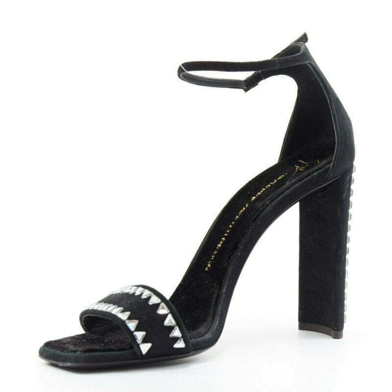 new GIUSEPPE ZANOTTI 2017 black geometric crystal embellished sandal EU39 In Good Condition For Sale In Hong Kong, NT