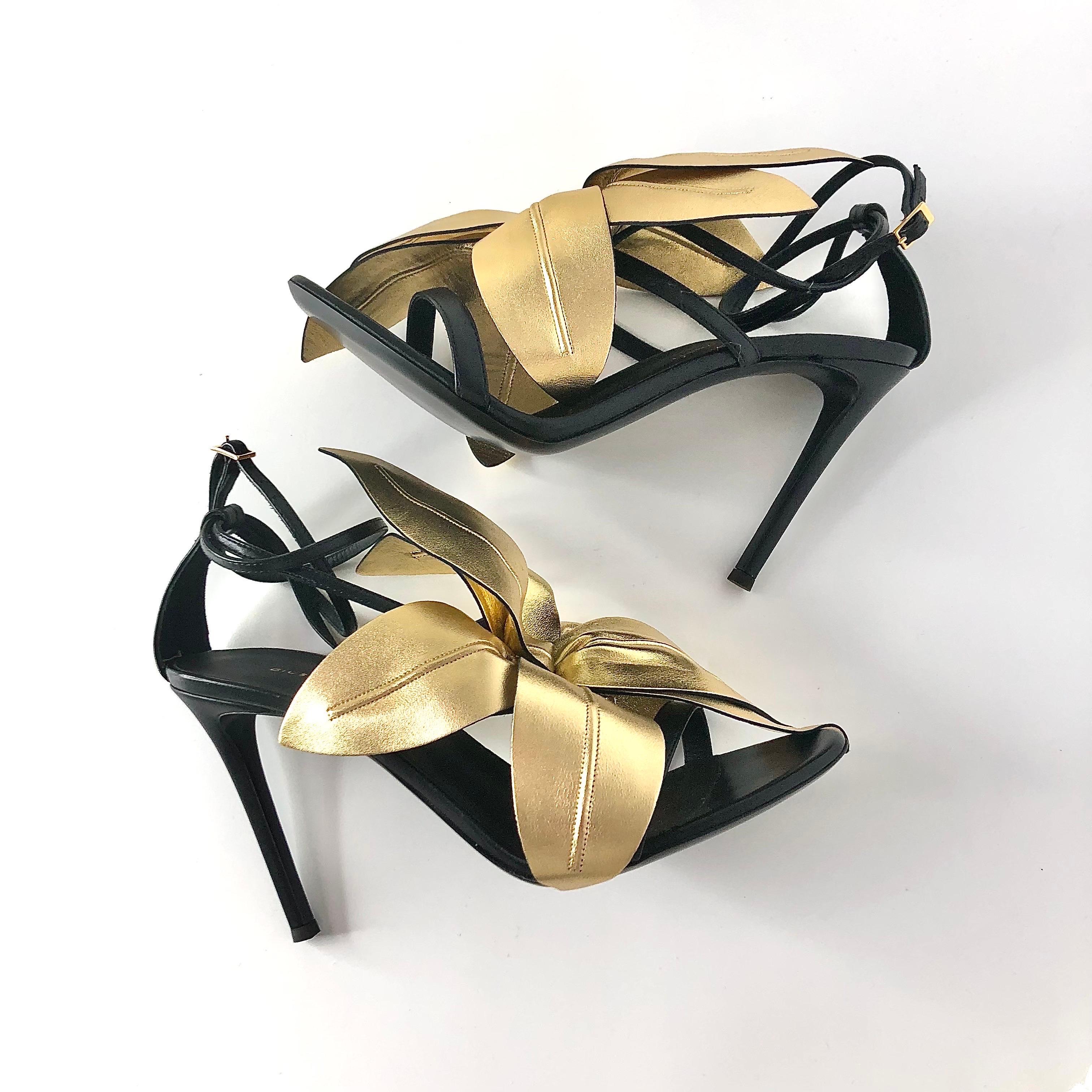 NEW Giuseppe Zanotti Lilium Blumenapplikation Riemchen High Heel Sandalen 38.5 im Angebot 2