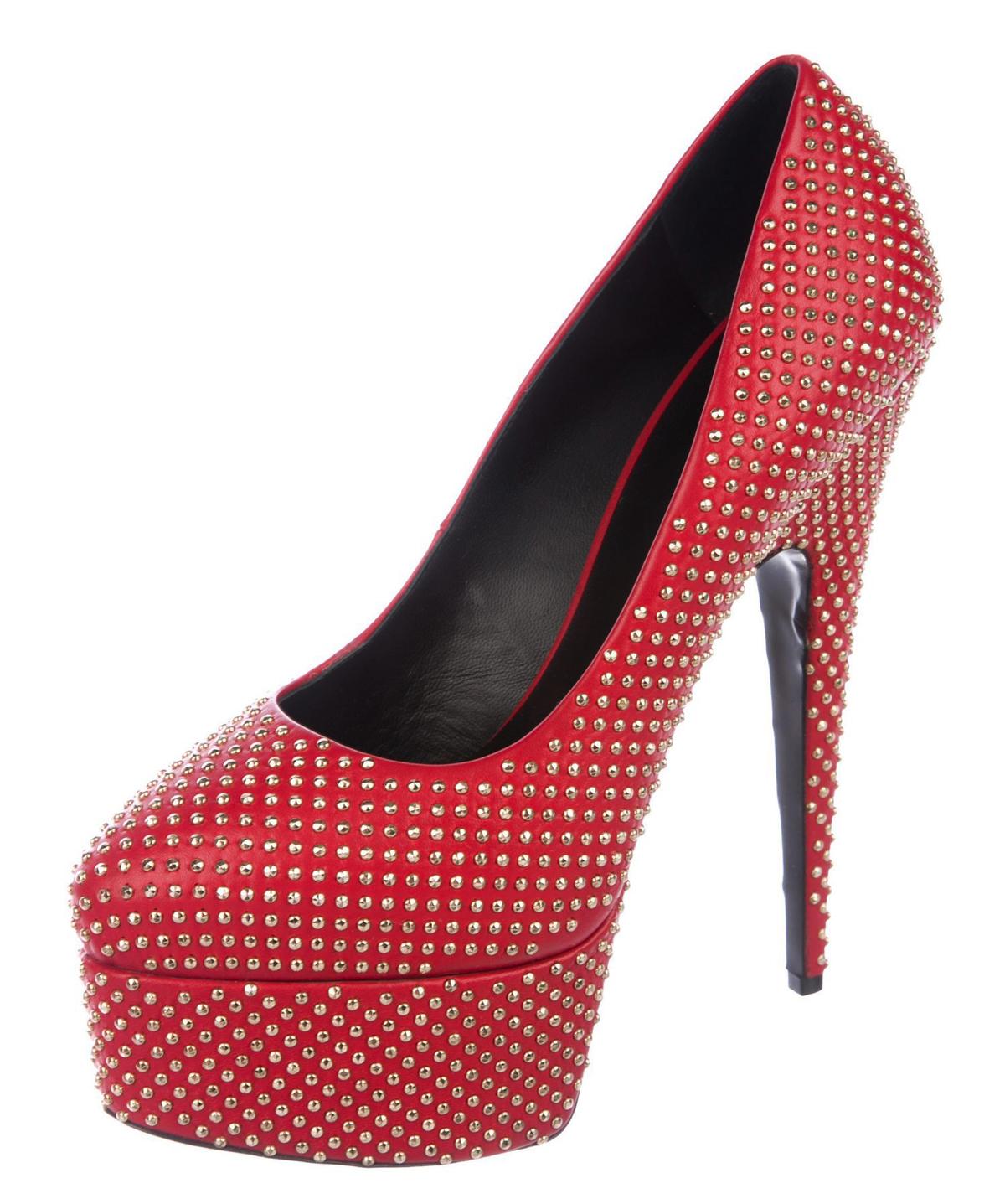 New Giuseppe Zanotti Leather Studded Platform Pumps
Designer size 40 - US 10 ( This brand typically runs a half size small ).
Red Leather, Gold-tone Stud Embellishment, Leather Insole and Sole.
Platform - 2 inches, High Heel - 7 inches.
Made n