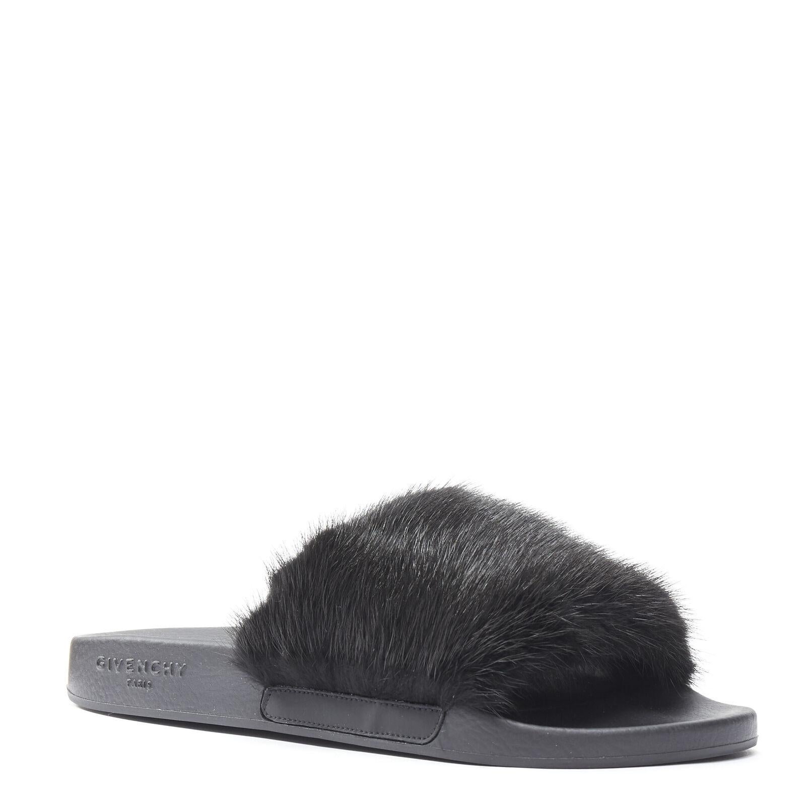 new GIVENCHY black Vison Mink fur logo rubber molded footbed pool slides EU36 In New Condition For Sale In Hong Kong, NT