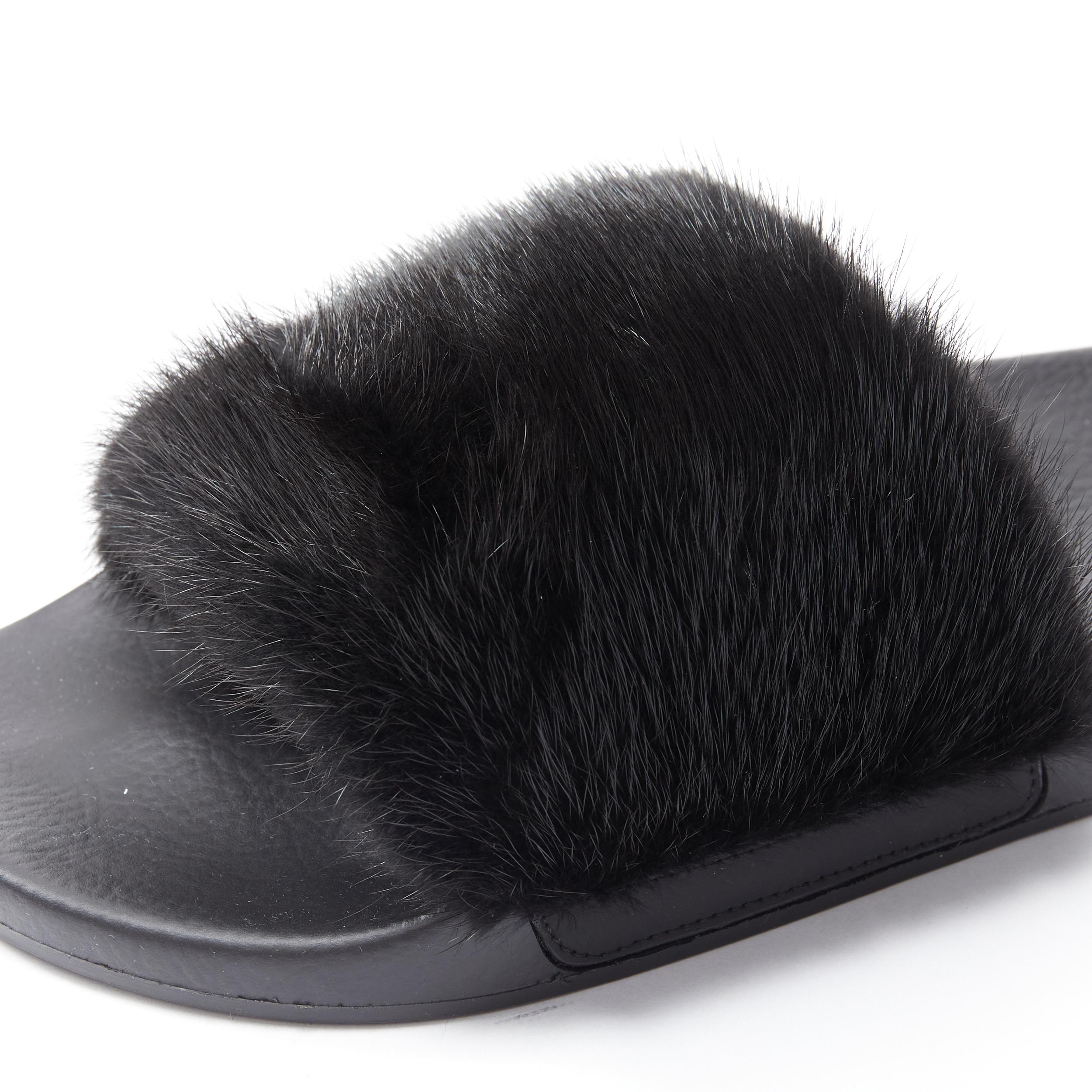 new GIVENCHY black Vison Mink fur logo rubber moulded pool slides EU36 For Sale 2