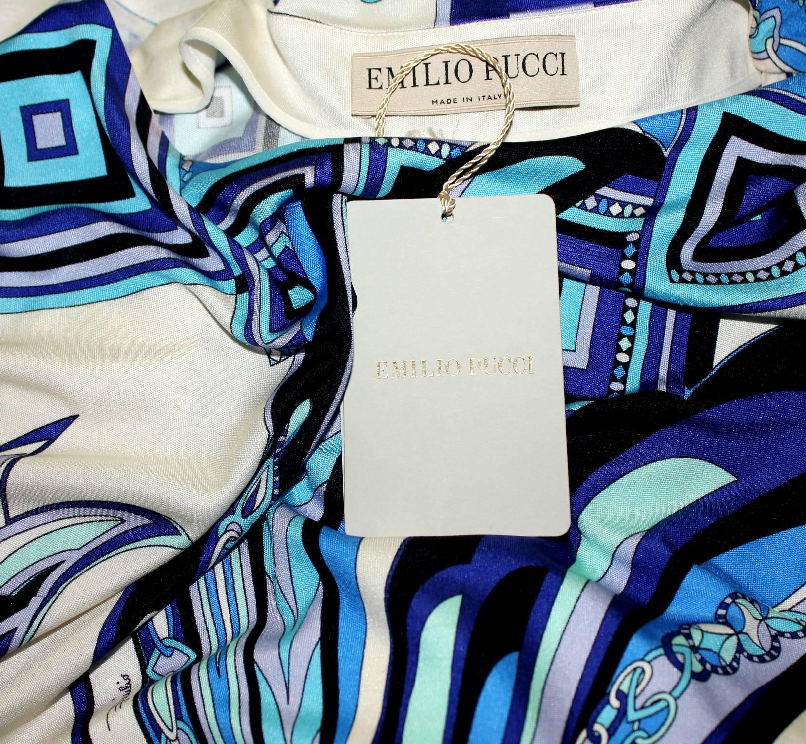Emilio Pucci - Robe en soie imprimée blanche et bleue avec ceinture, non portée en vente 7