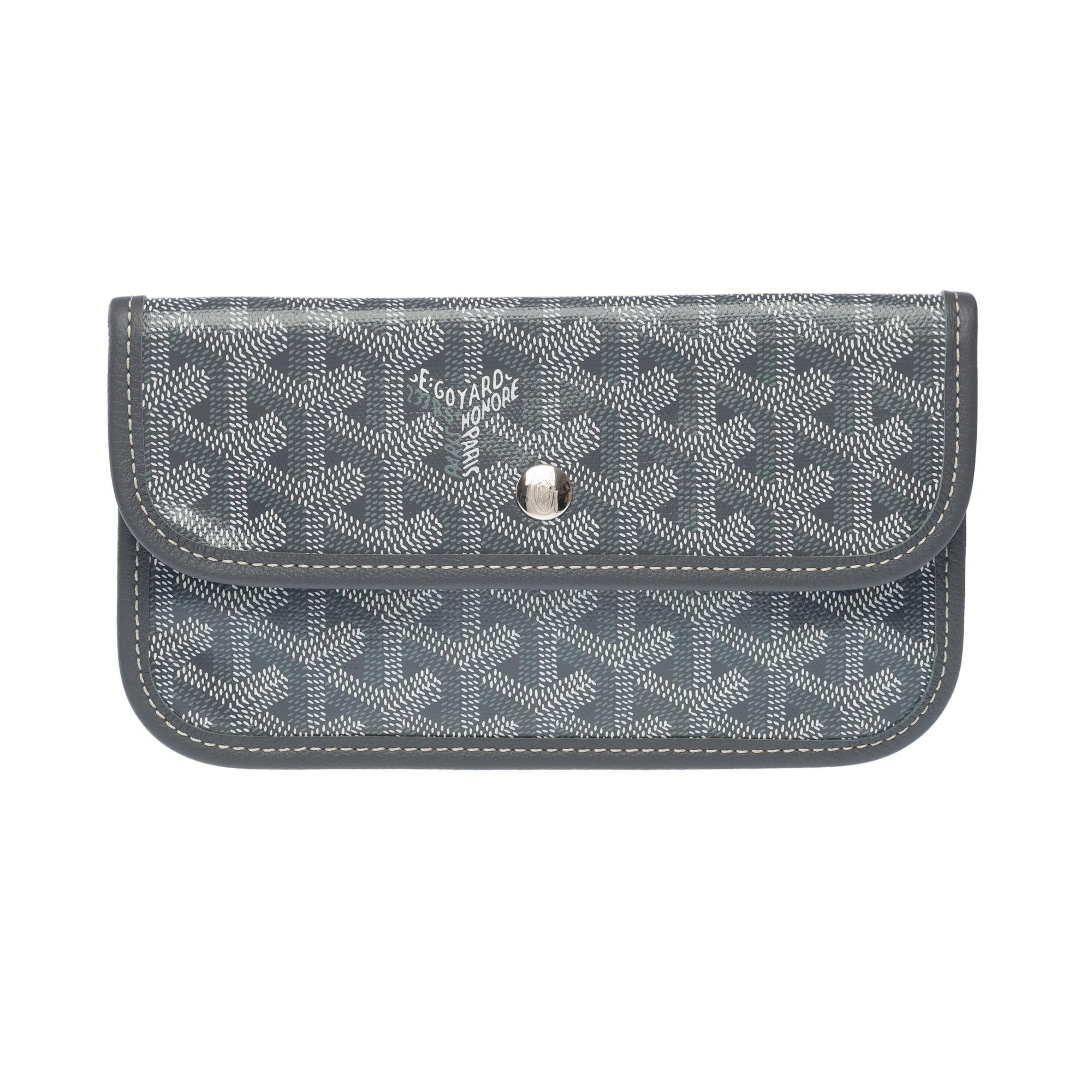 New Goyard Saint-Louis Pouch in grey and white canvas, SHW In New Condition For Sale In Paris, IDF
