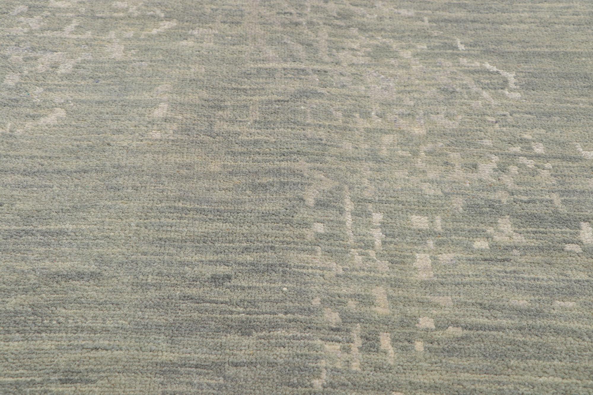 New Gray Transitional Area Rug with Modern Erased Design In New Condition For Sale In Dallas, TX