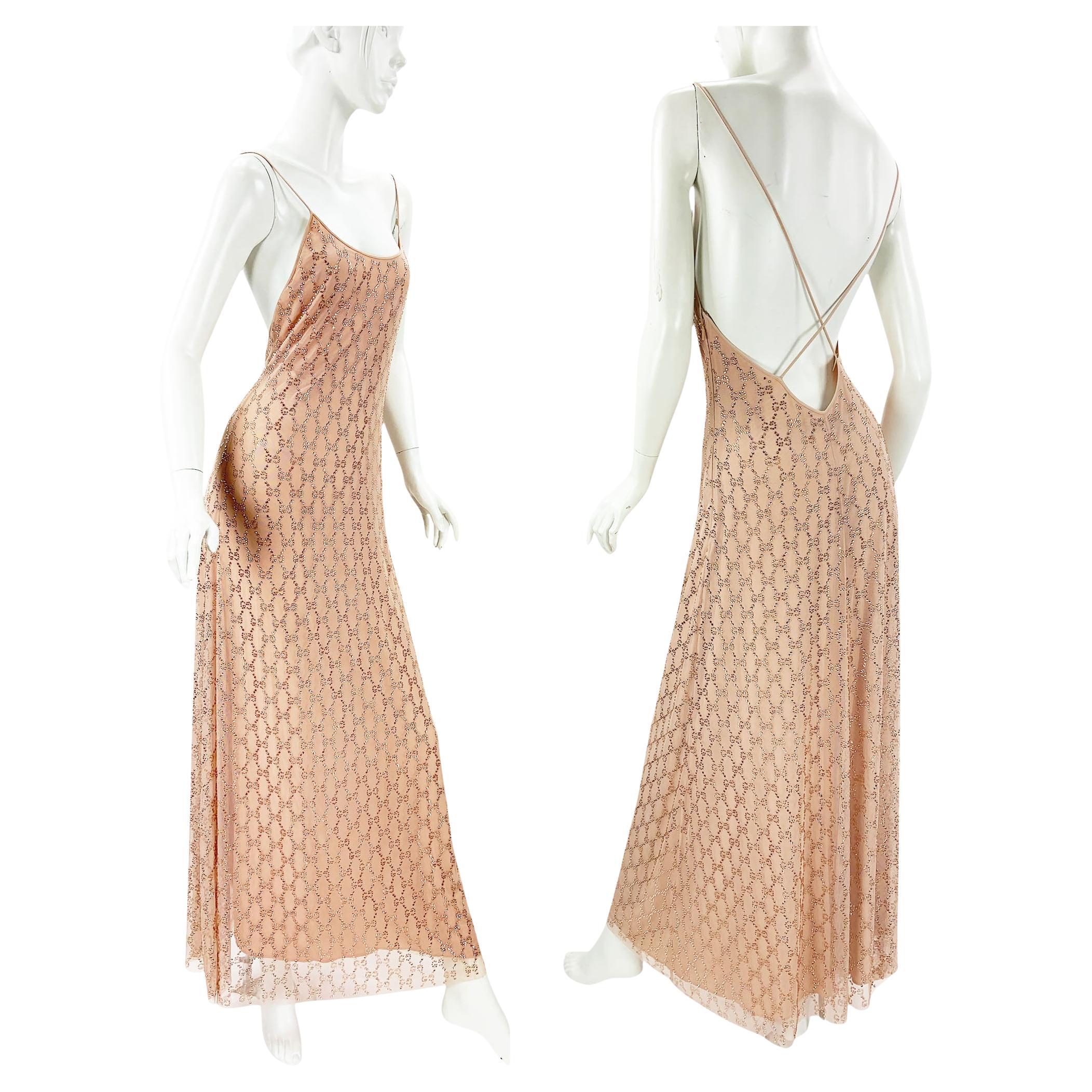 New Gucci 2023 Collection Crystal GG Stretch Nylon Tulle Dusty Pink Dress It. 38 For Sale