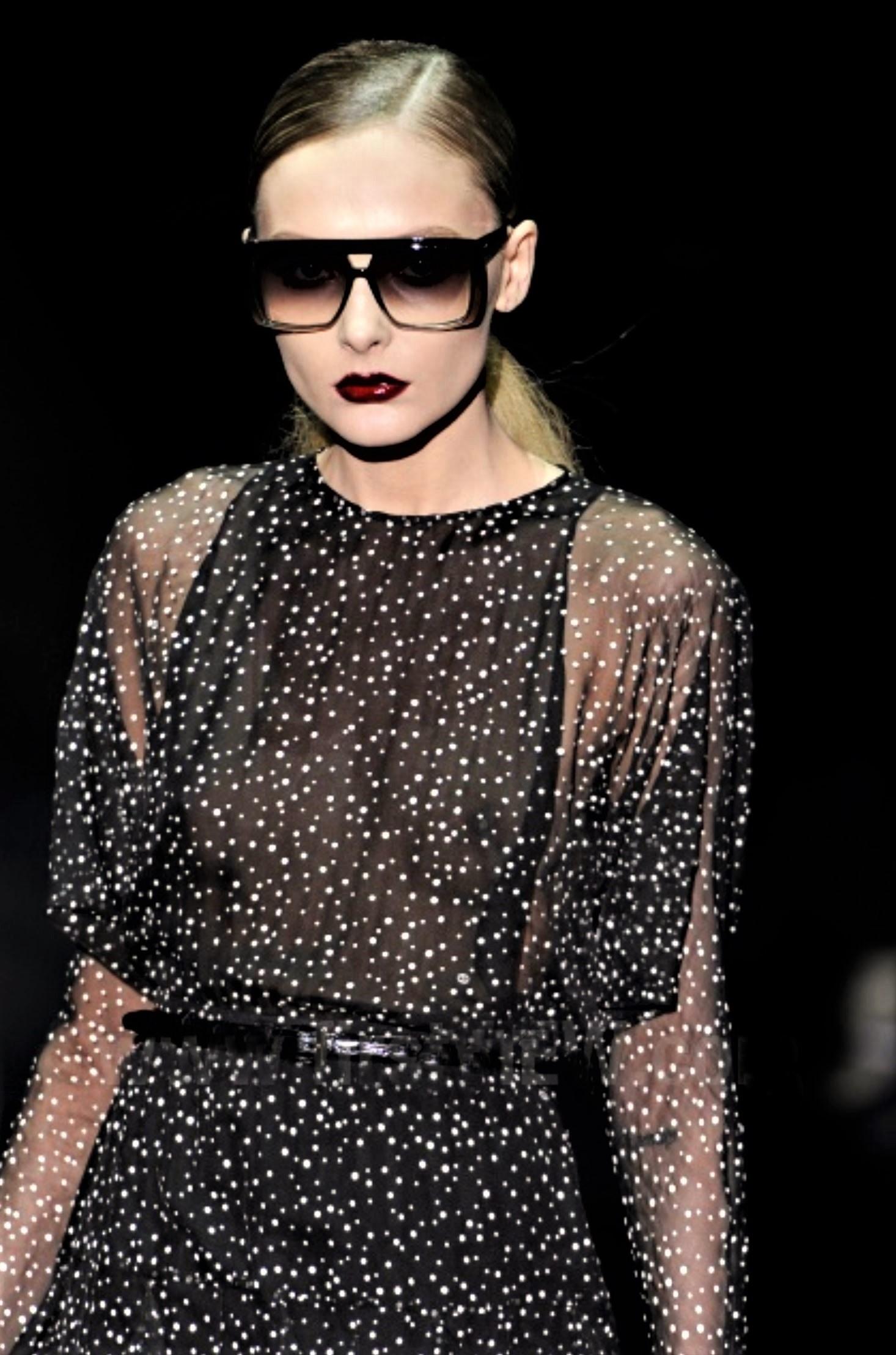Gucci 90th Anniversary Ad Runway Vidéo Robe en soie F/W 2011 Taille 42 en vente 8