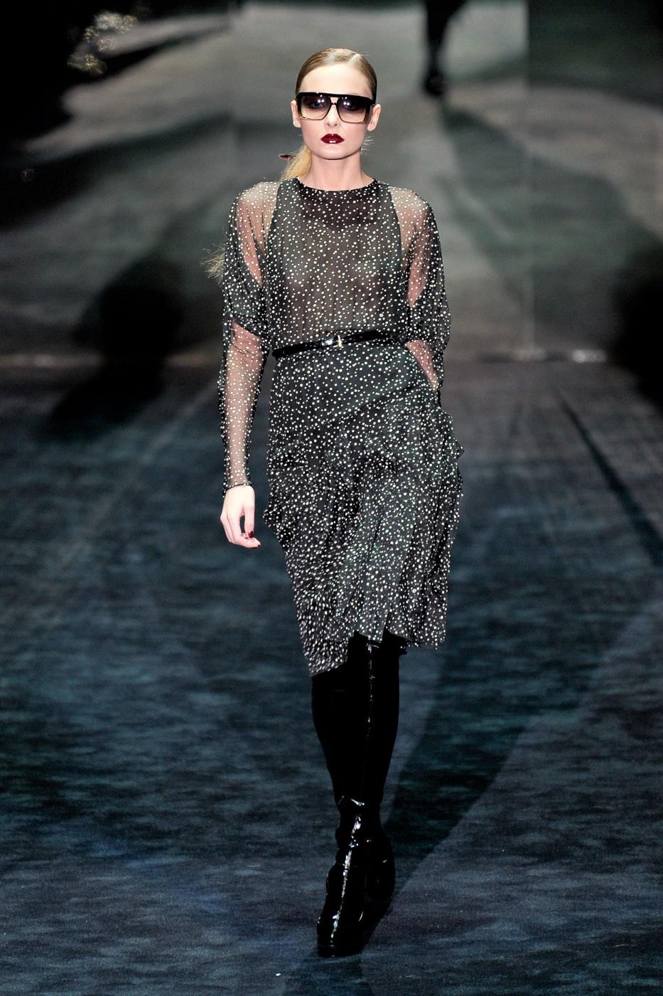 Gucci 90th Anniversary Ad Runway Vidéo Robe en soie F/W 2011 Taille 42 en vente 1