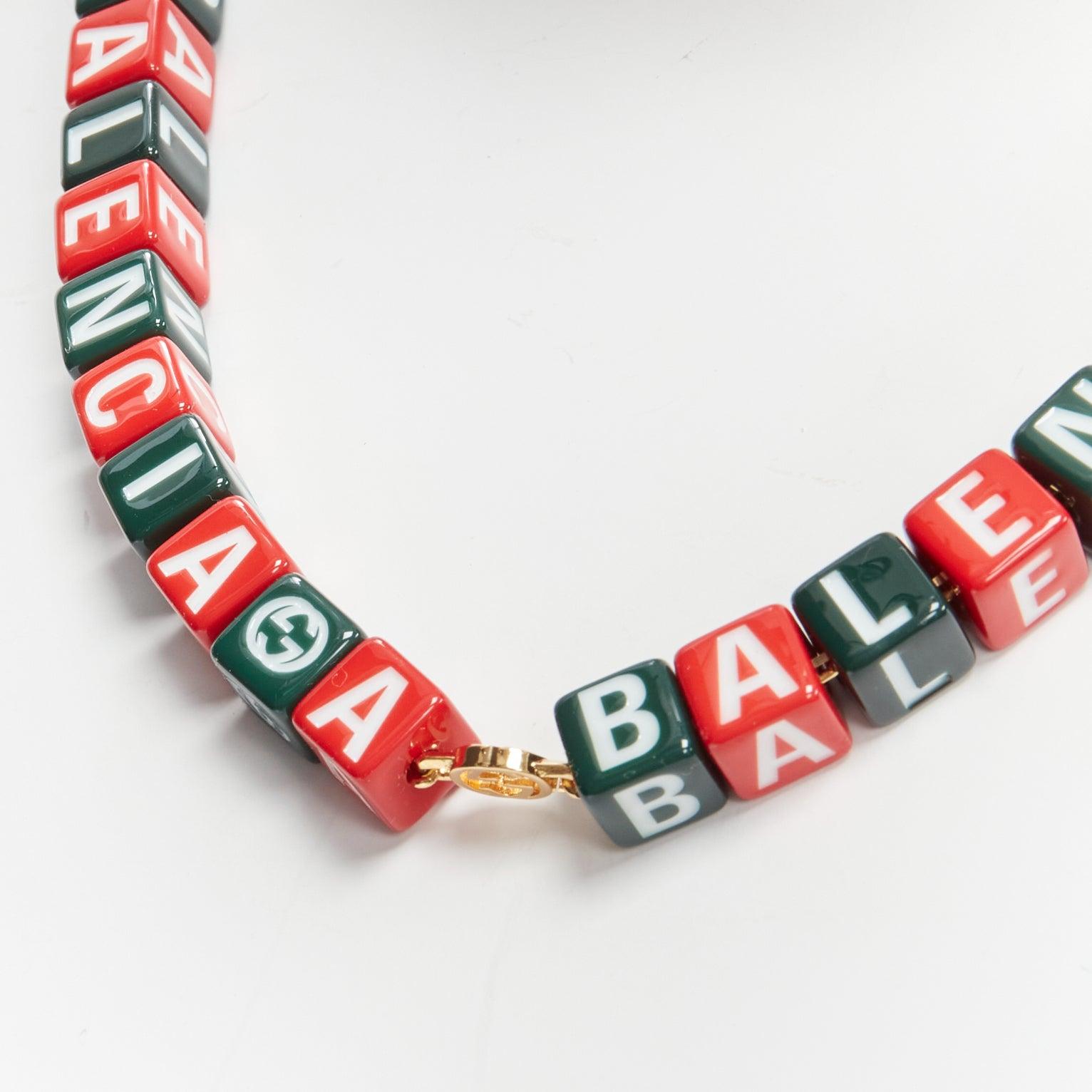 new GUCCI BALENCIAGA 2021 Hacker Project Symbols red green cubes short necklace
Reference: TGAS/D00599
Brand: Gucci
Designer: Alessandro Michele
Model: 677088i12r2 Symbols
Collection: BALENCIAGA 2021 Hacker Project - Runway
Material: Plastic,