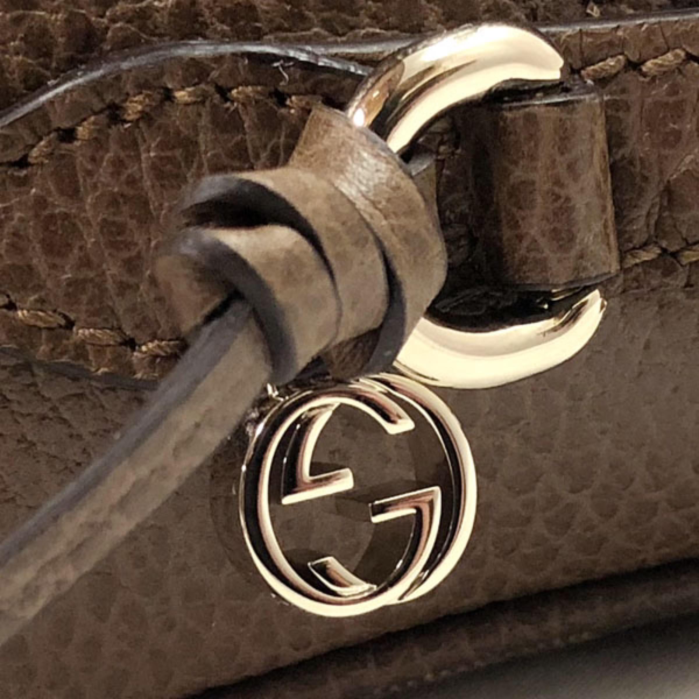 NEU Gucci Beige Braun Segeltuch Leder GG Guccissima Bree Crossbody Kameratasche im Angebot 8