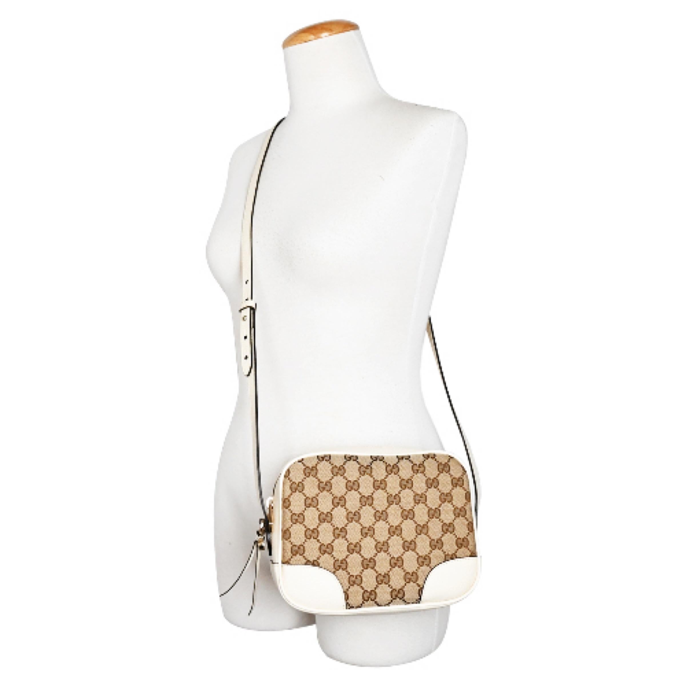 NEW Gucci Beige White Canvas Leather GG Guccissima Bree Crossbody Camera Bag For Sale 4
