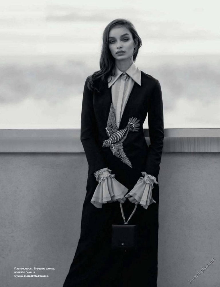 gucci satin dress Gucci Belt Print Pleated Midi Dress