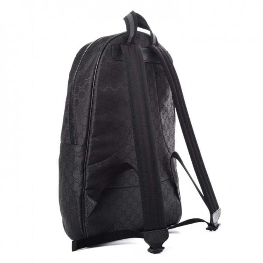 Schwarze GG Guccissima Rucksack-Reisetasche aus Nylon im Angebot 2