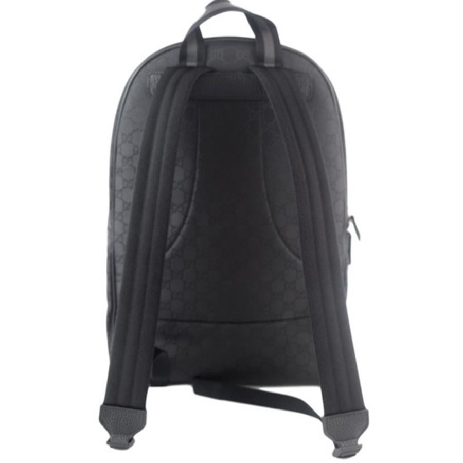 Schwarze GG Guccissima Rucksack-Reisetasche aus Nylon im Angebot 3