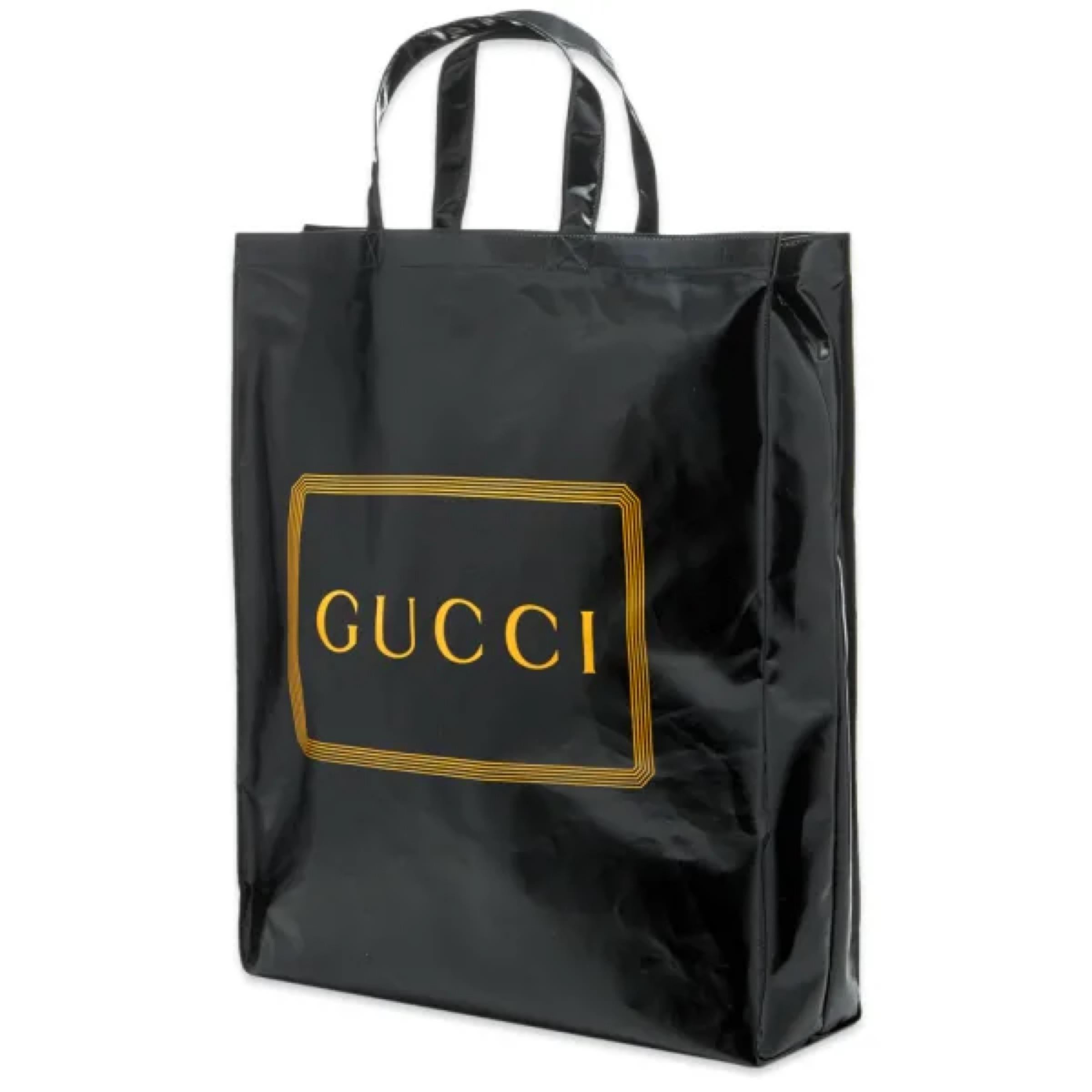 NEU Gucci Tote Bag aus beschichtetem Stoff mit schwarz-goldenem Logodruck im Zustand „Neu“ im Angebot in San Marcos, CA