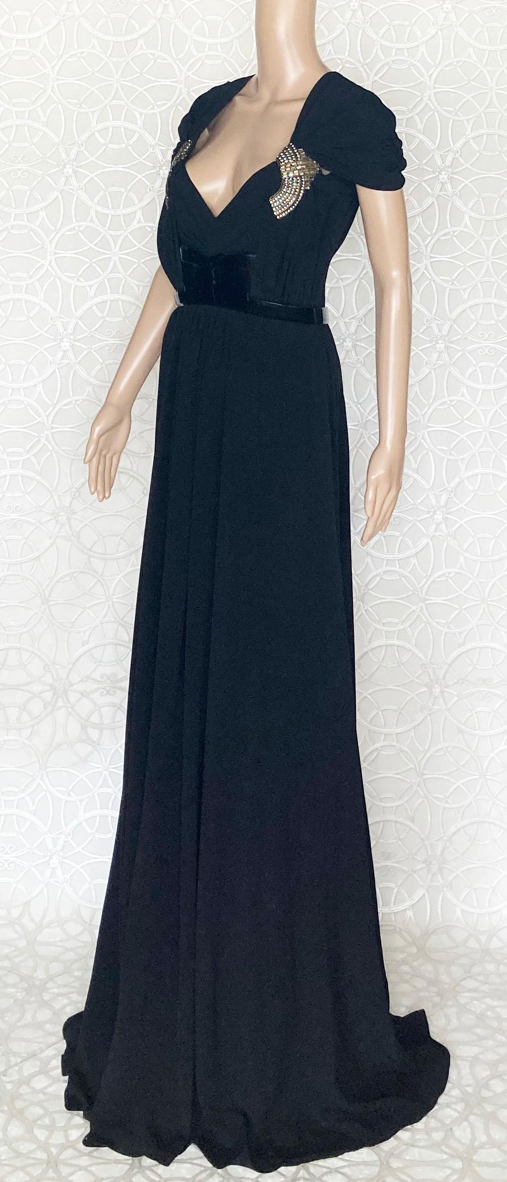 BRAND NEW GUCCI LONG DRESS 

If you're looking for that incredible dress that Ciara and other stars wore on the red carpet then you are in luck....HERE'S is the same GUCCI dress!
 
Content: 55% acetate, 45% silk
Discreet back zipper
Embroidery with