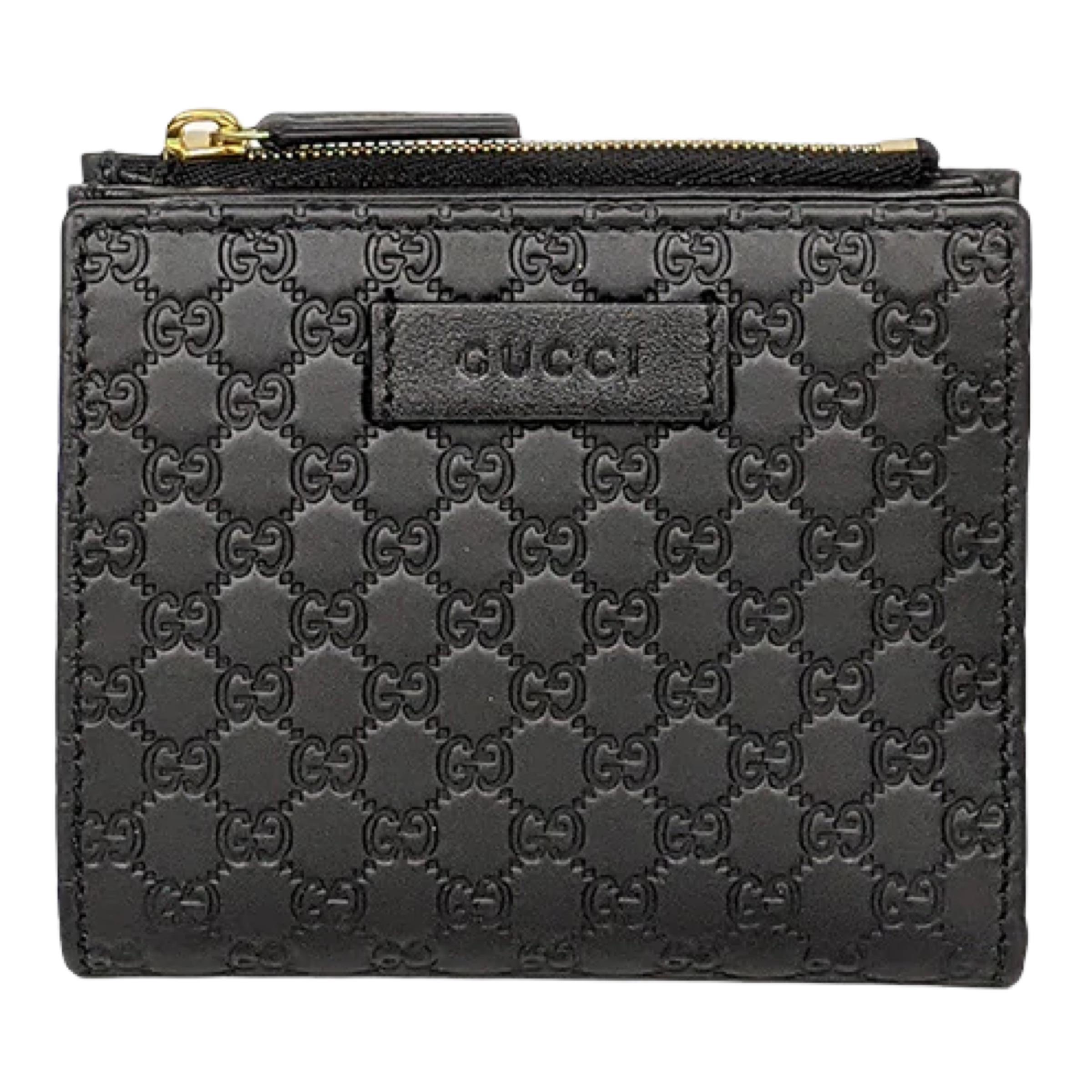 New Gucci Black Micro GG Guccissima Leather Bifold Wallet

Authenticity Guaranteed

DETAILS
Brand: Gucci
Condition: Brand new
Gender: Unisex
Category: Wallet
Color: Black
Material: Leather
Gucci monogram GG guccissima details
Gold-tone hardware
Snap