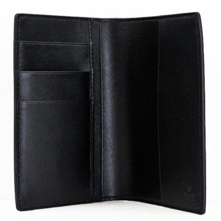 NEW Gucci Black Printed Logo Leather Passport Case Wallet For Sale at