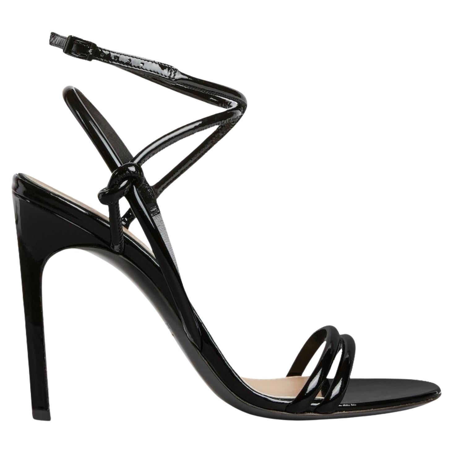 NEW Gucci Black Strappy Patent Leather Sandals with Knot Detail Size IT 37 (Sandales en cuir verni avec nœud)