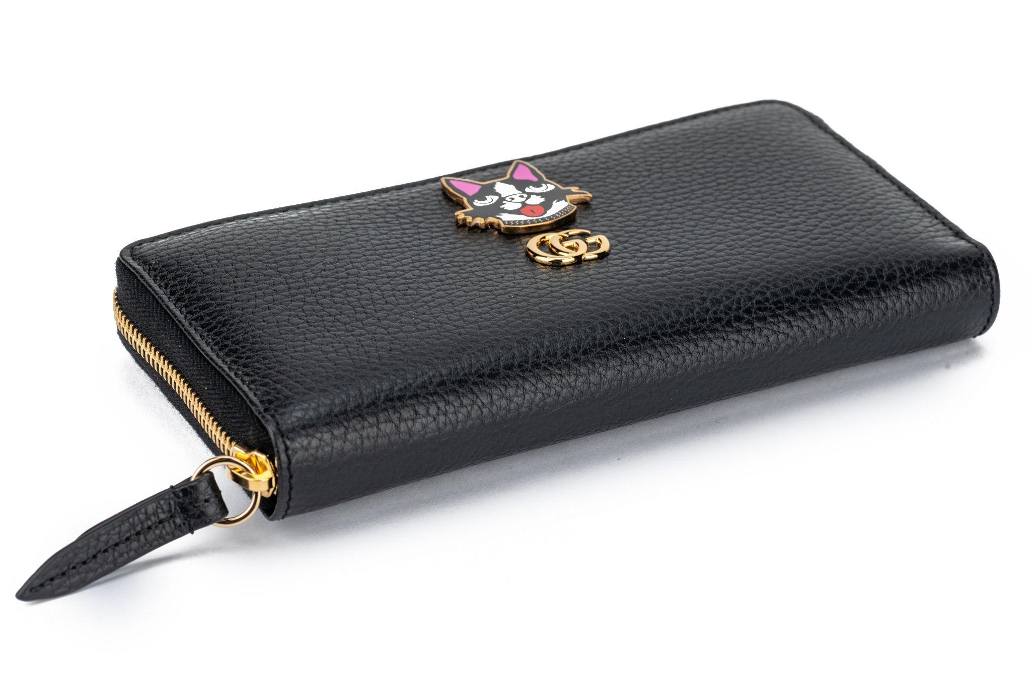 New Gucci Black Zip Around Cat Wallet (Portefeuille à fermeture éclair en forme de chat) Neuf - En vente à West Hollywood, CA